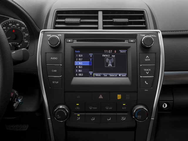 2017 Toyota Camry XLE FWD