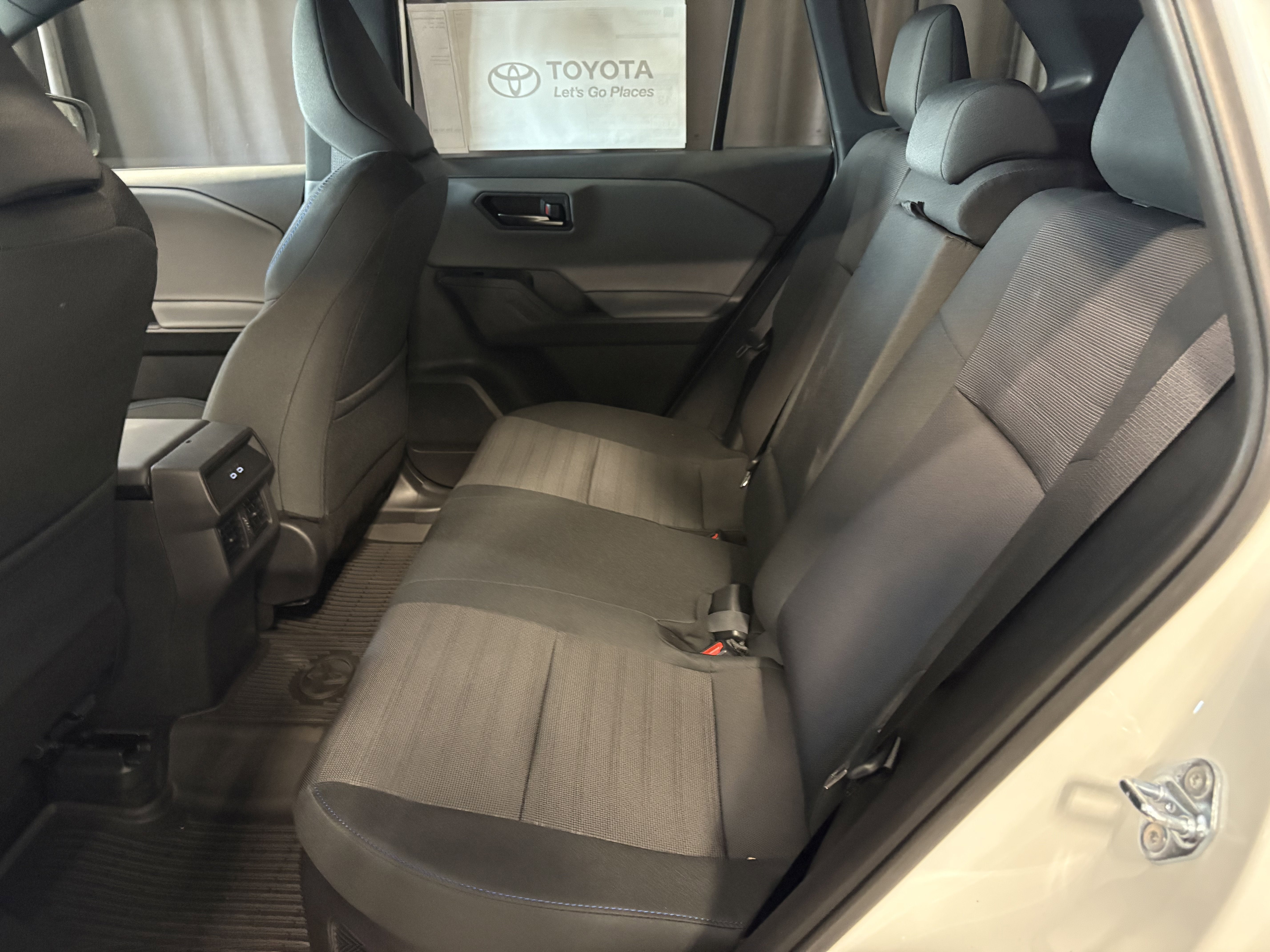 2026 Toyota RAV4 SE FWD
