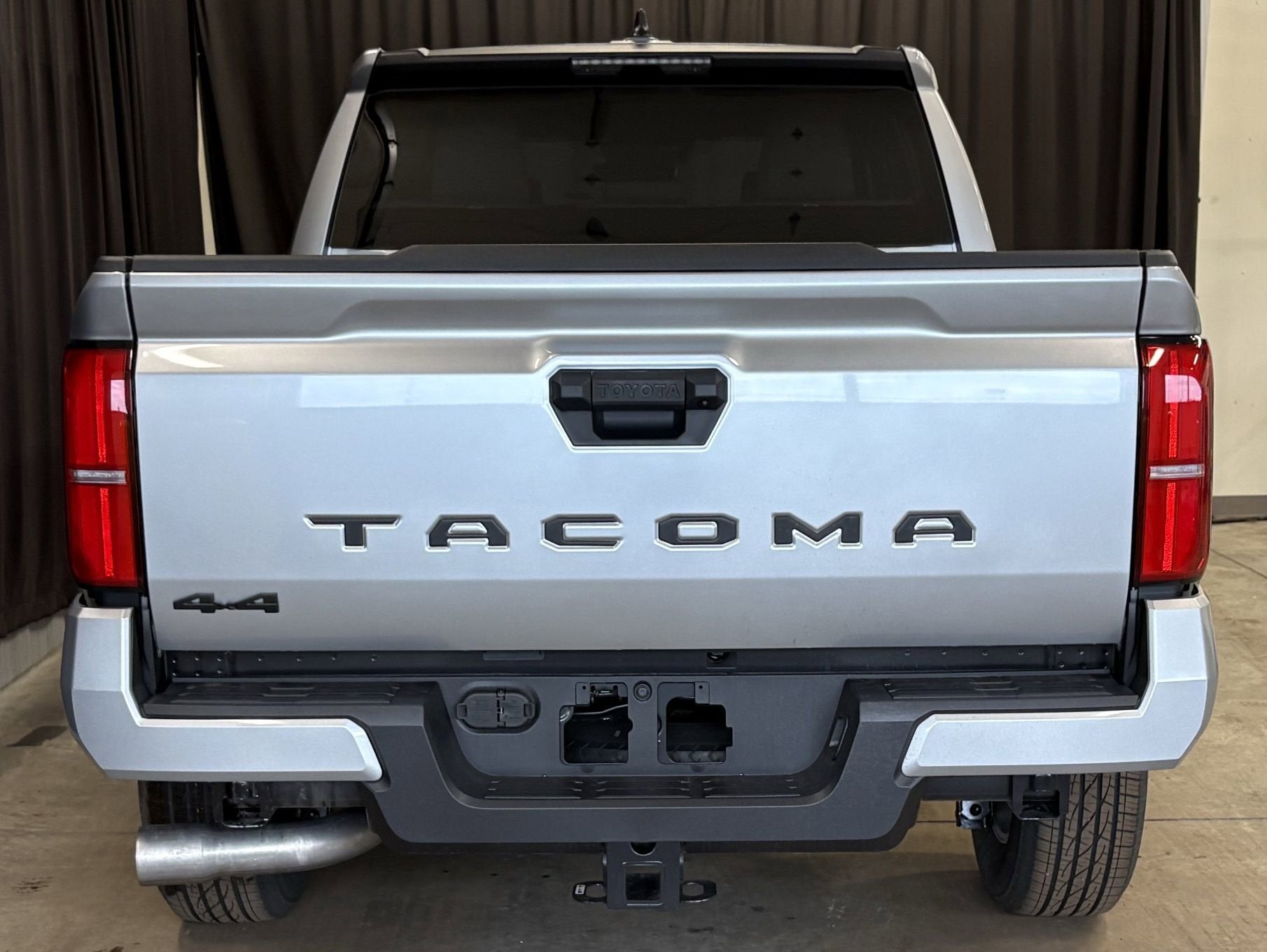 2026 Toyota Tacoma SR5 4WD