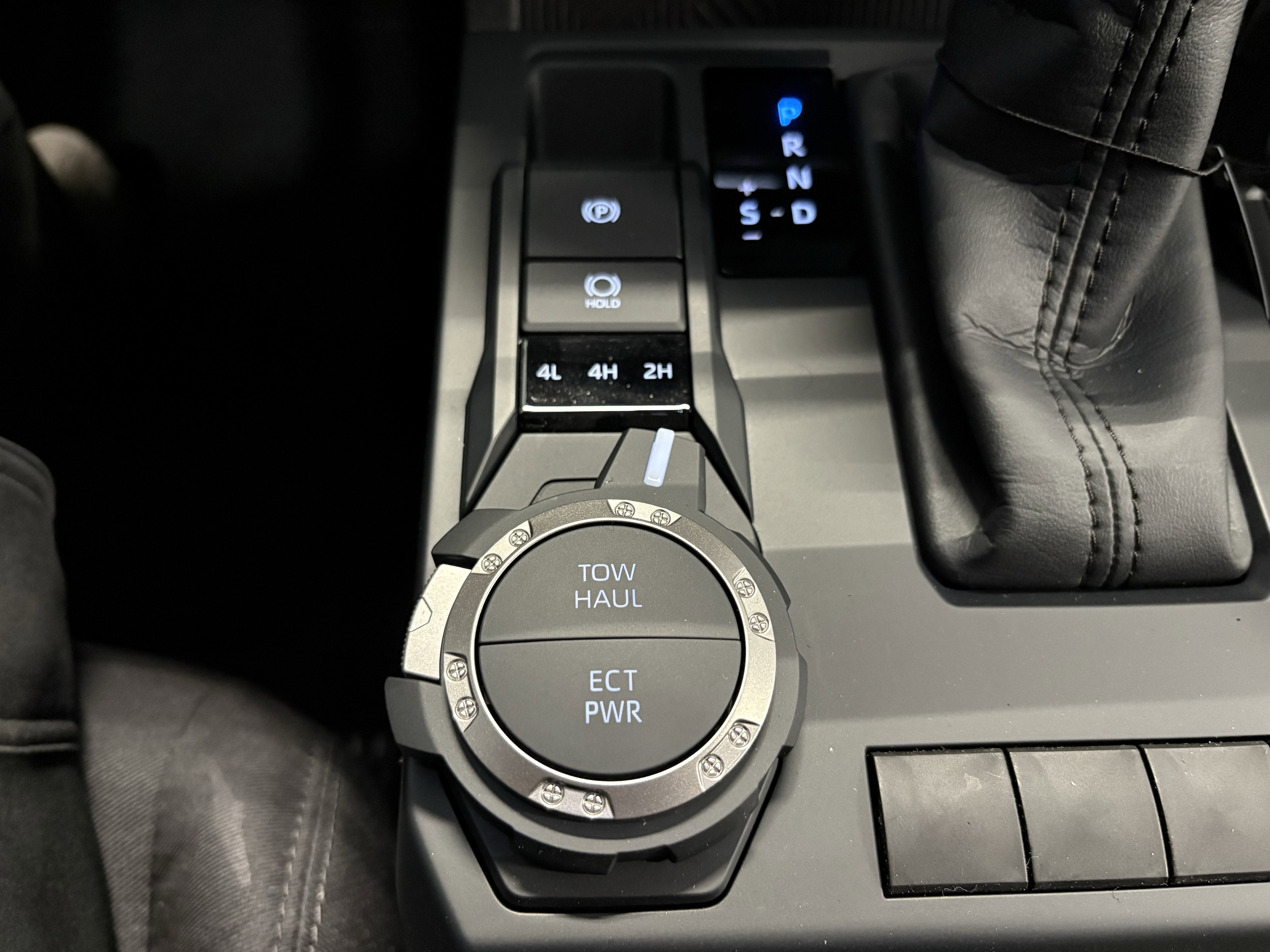 2026 Toyota Tacoma SR5 4WD