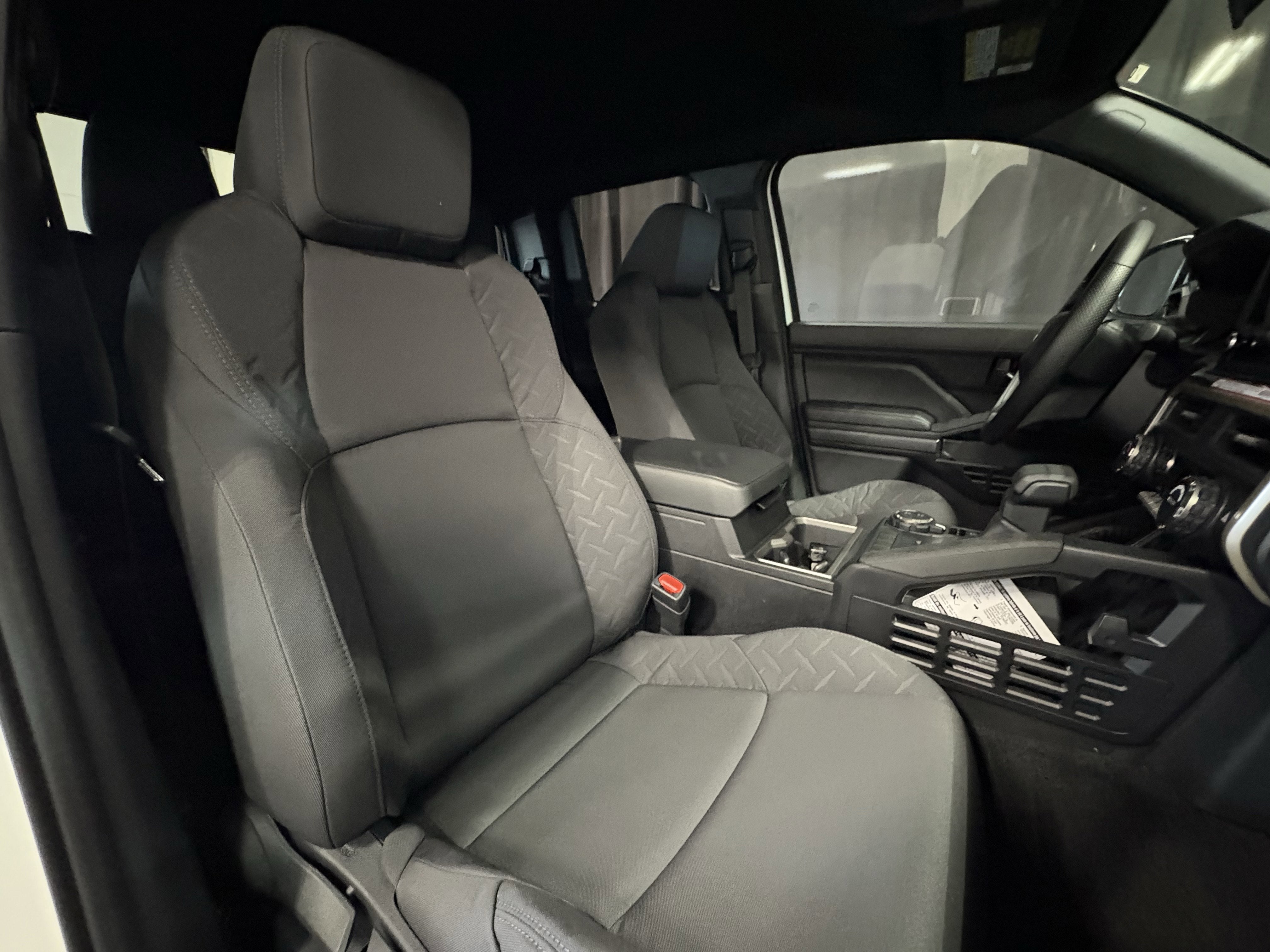 2026 Toyota Tacoma SR5 4WD