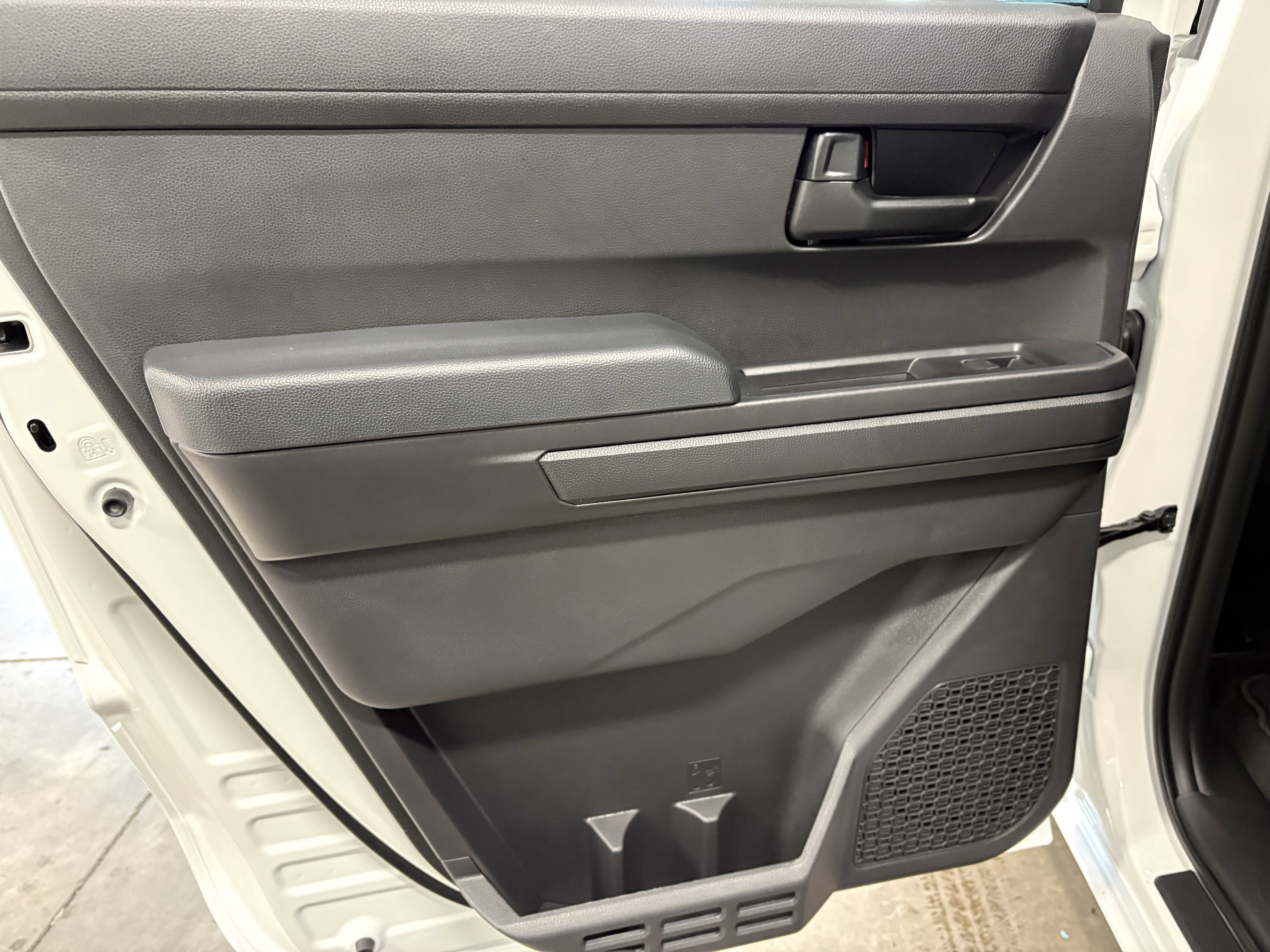 2026 Toyota Tacoma SR5 4WD