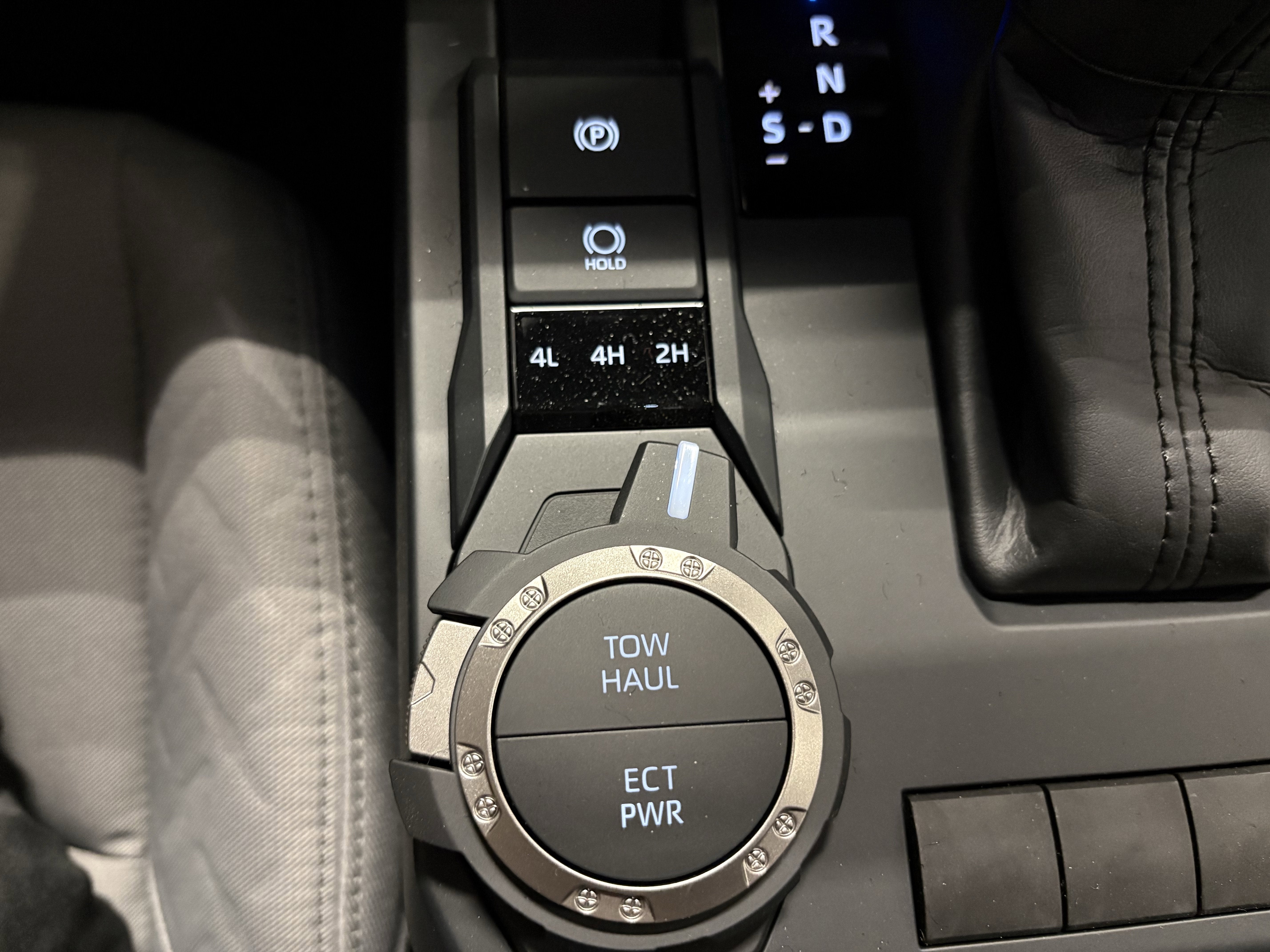 2026 Toyota Tacoma SR5 4WD