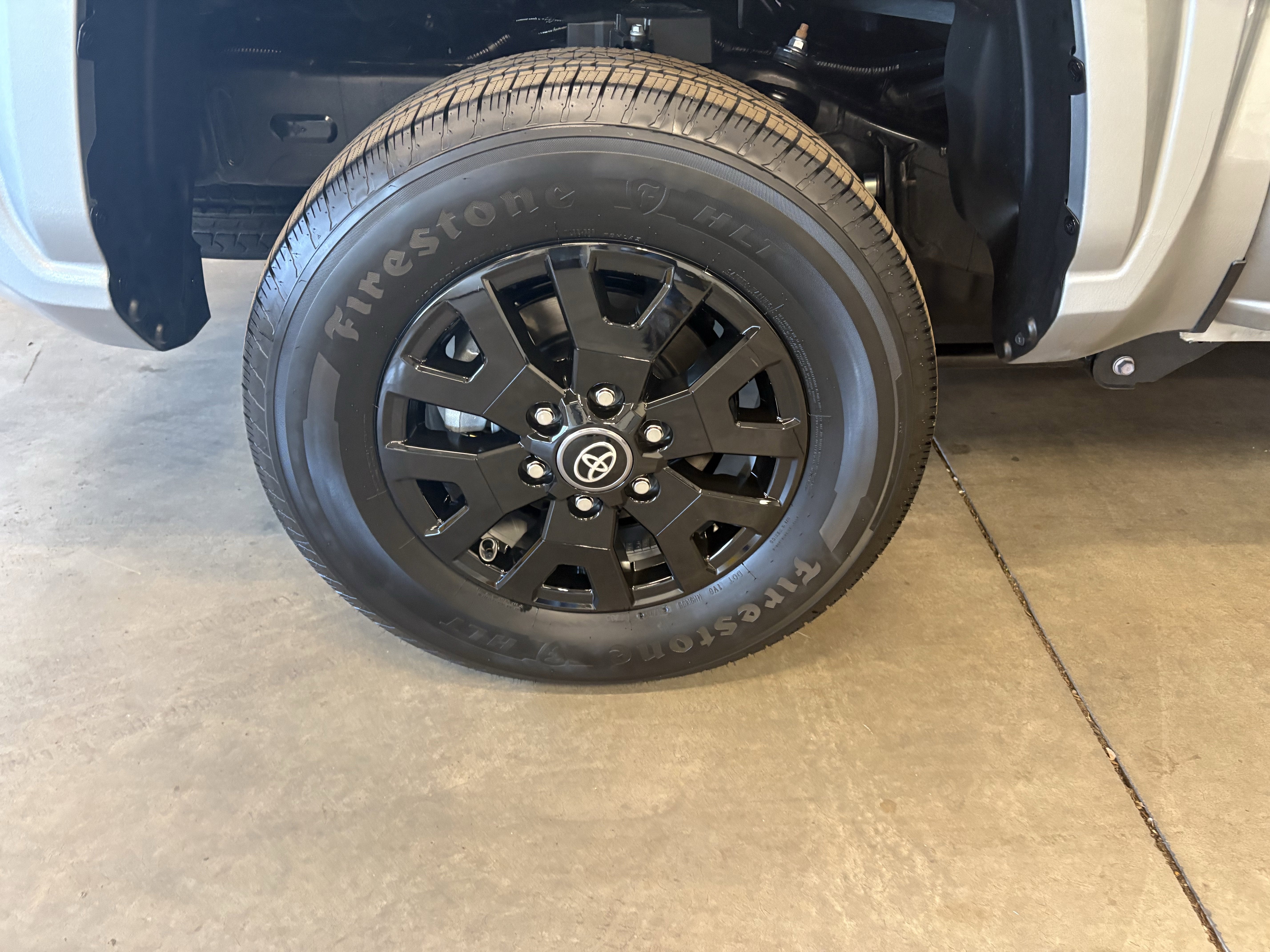 2026 Toyota Tacoma SR5 4WD