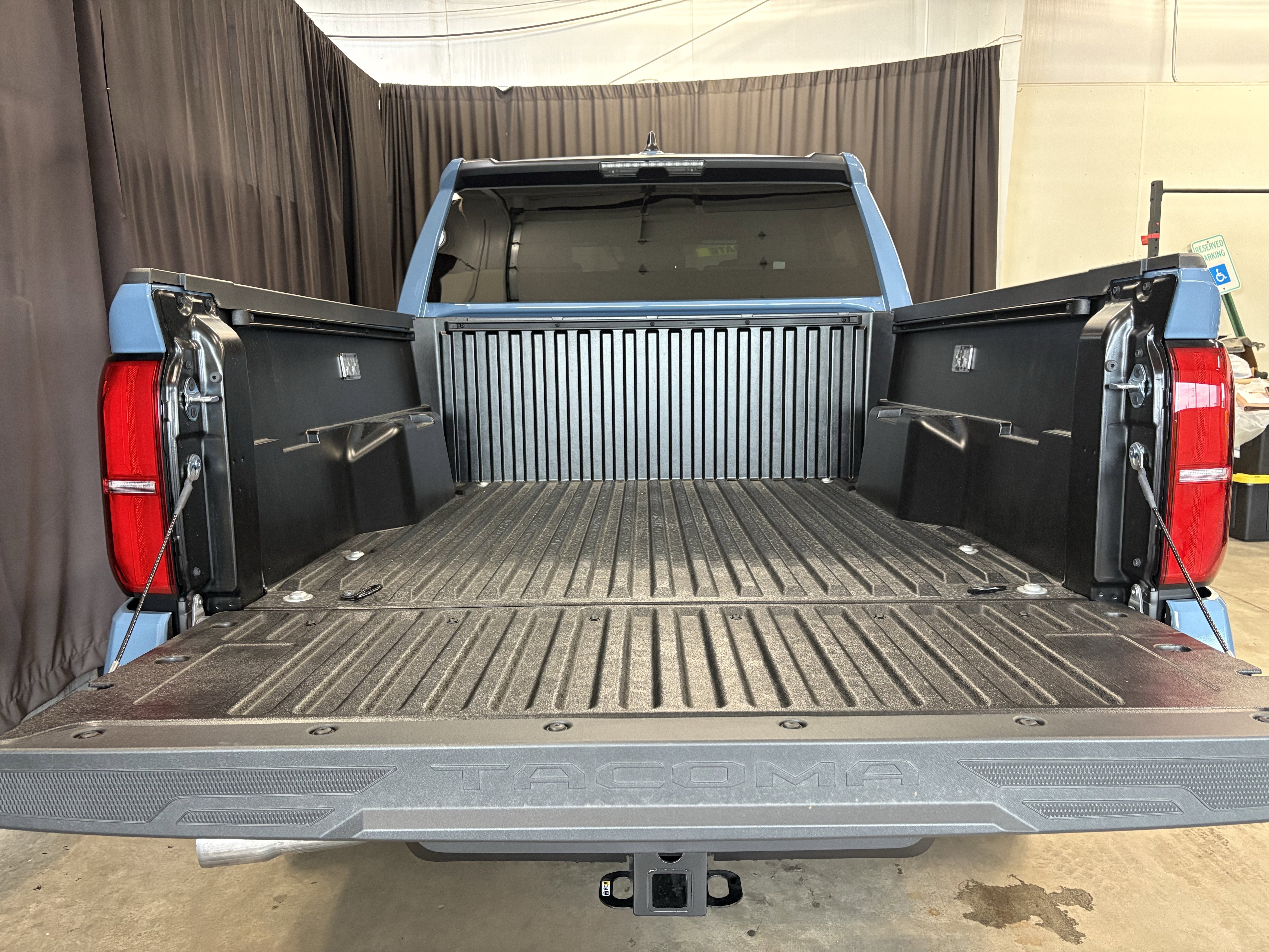 2026 Toyota Tacoma SR5 4WD