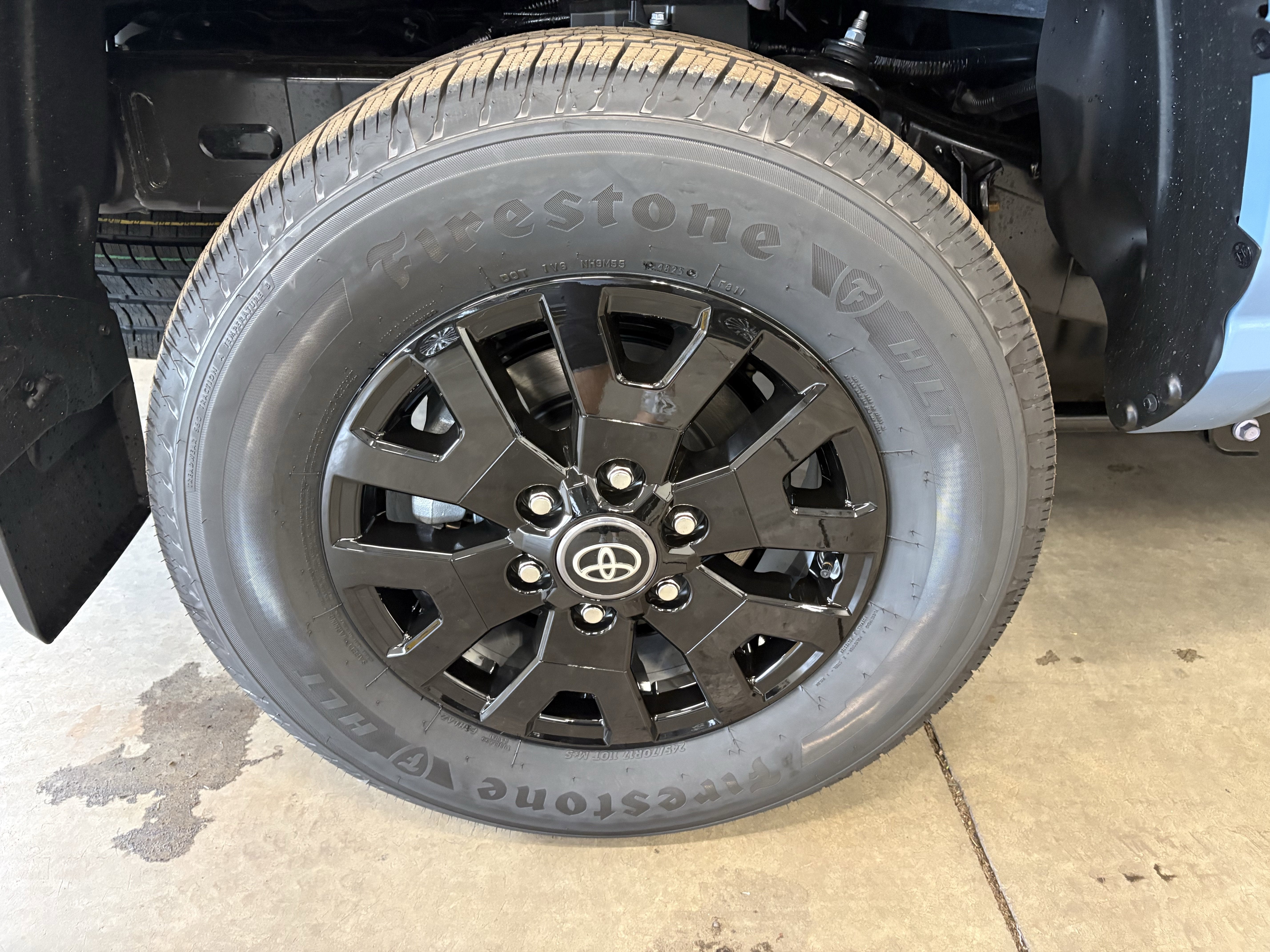 2026 Toyota Tacoma SR5 4WD