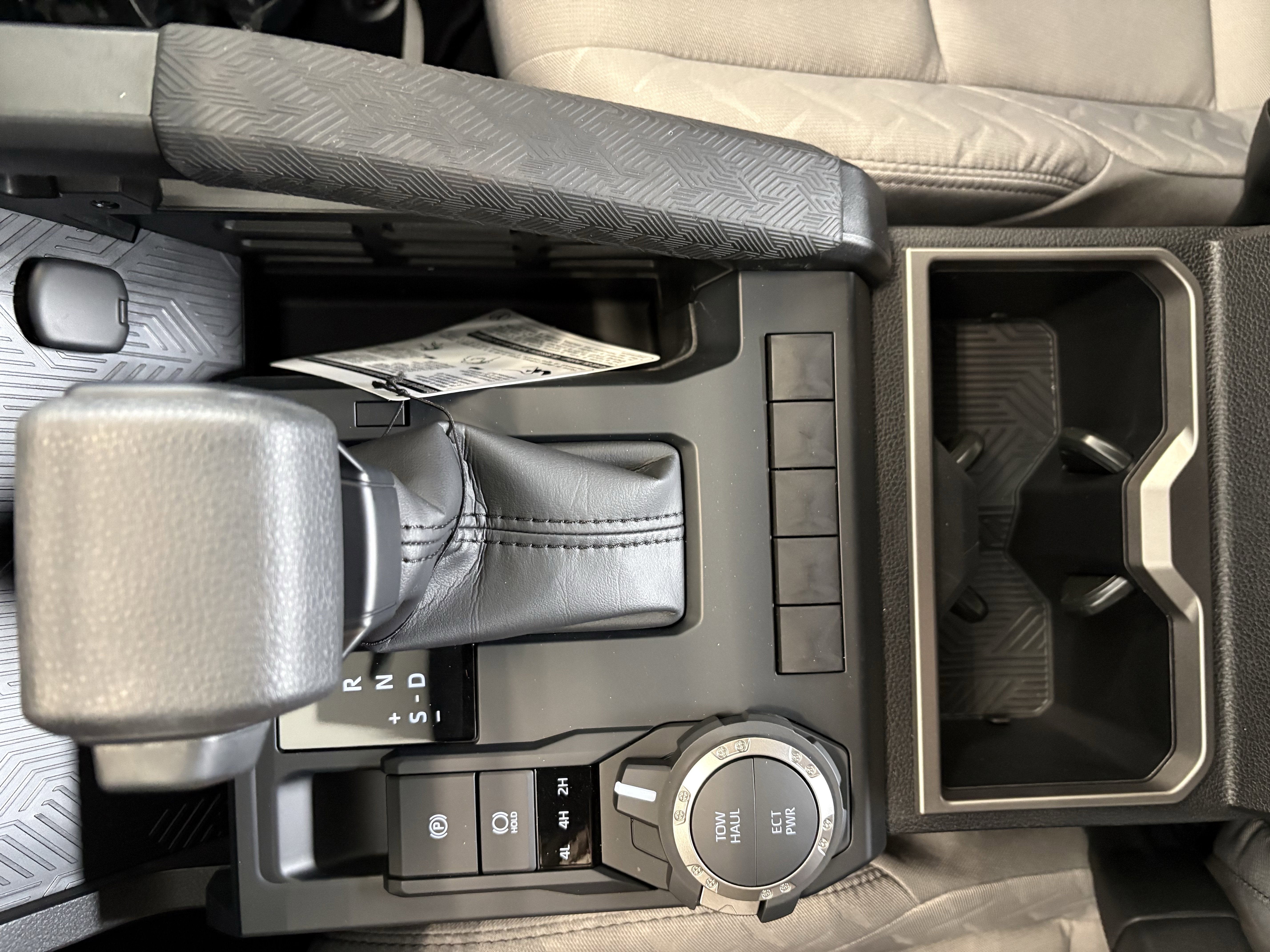 2026 Toyota Tacoma SR5 4WD