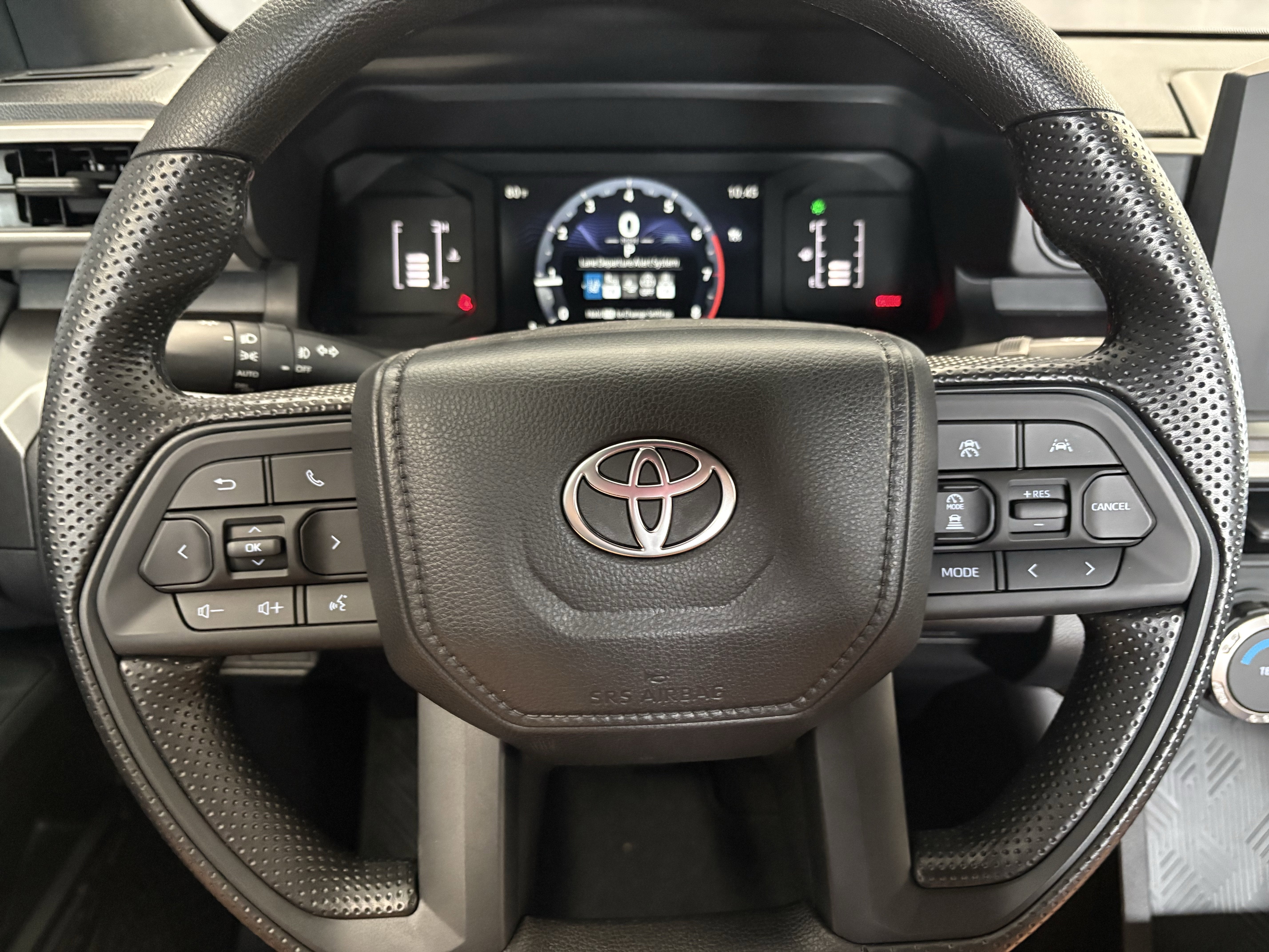 2026 Toyota Tacoma SR5 4WD