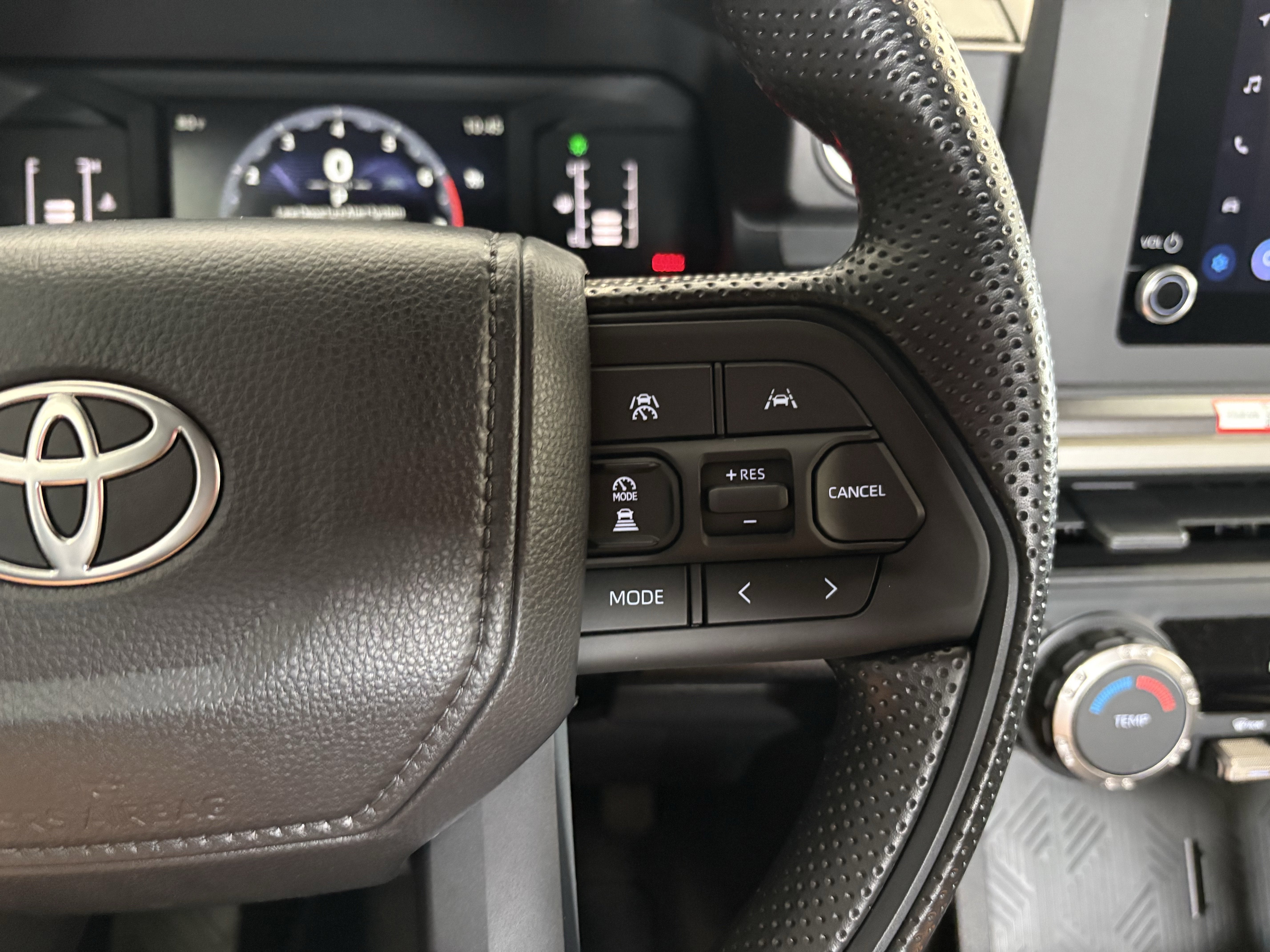 2026 Toyota Tacoma SR5 4WD