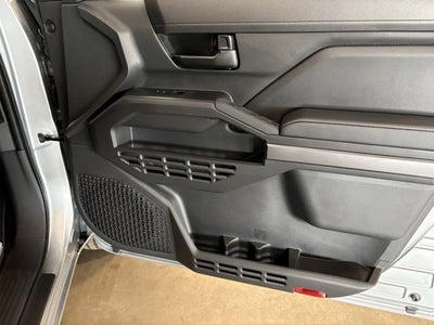 2026 Toyota Tacoma SR5 4WD