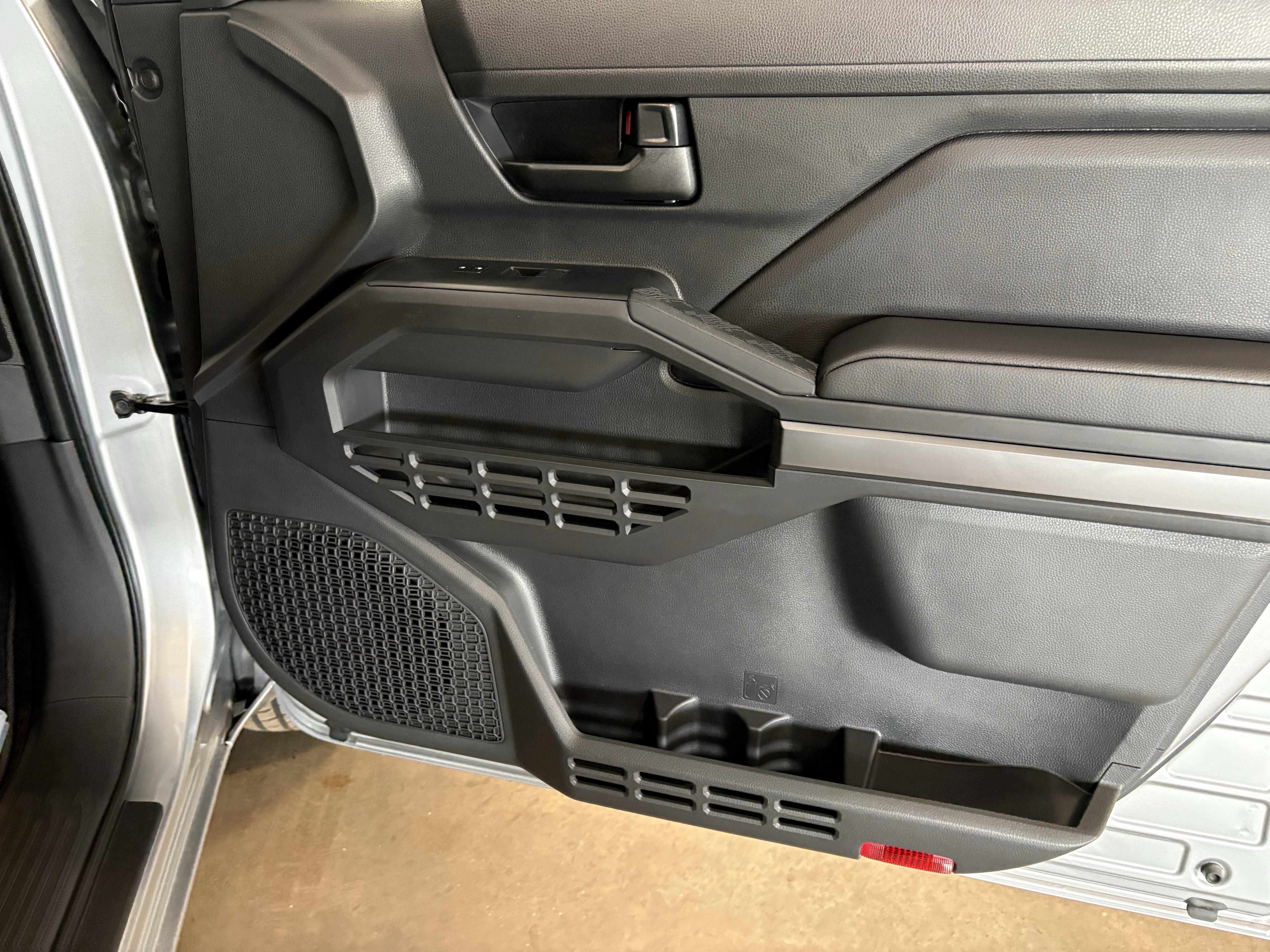 2026 Toyota Tacoma SR5 4WD