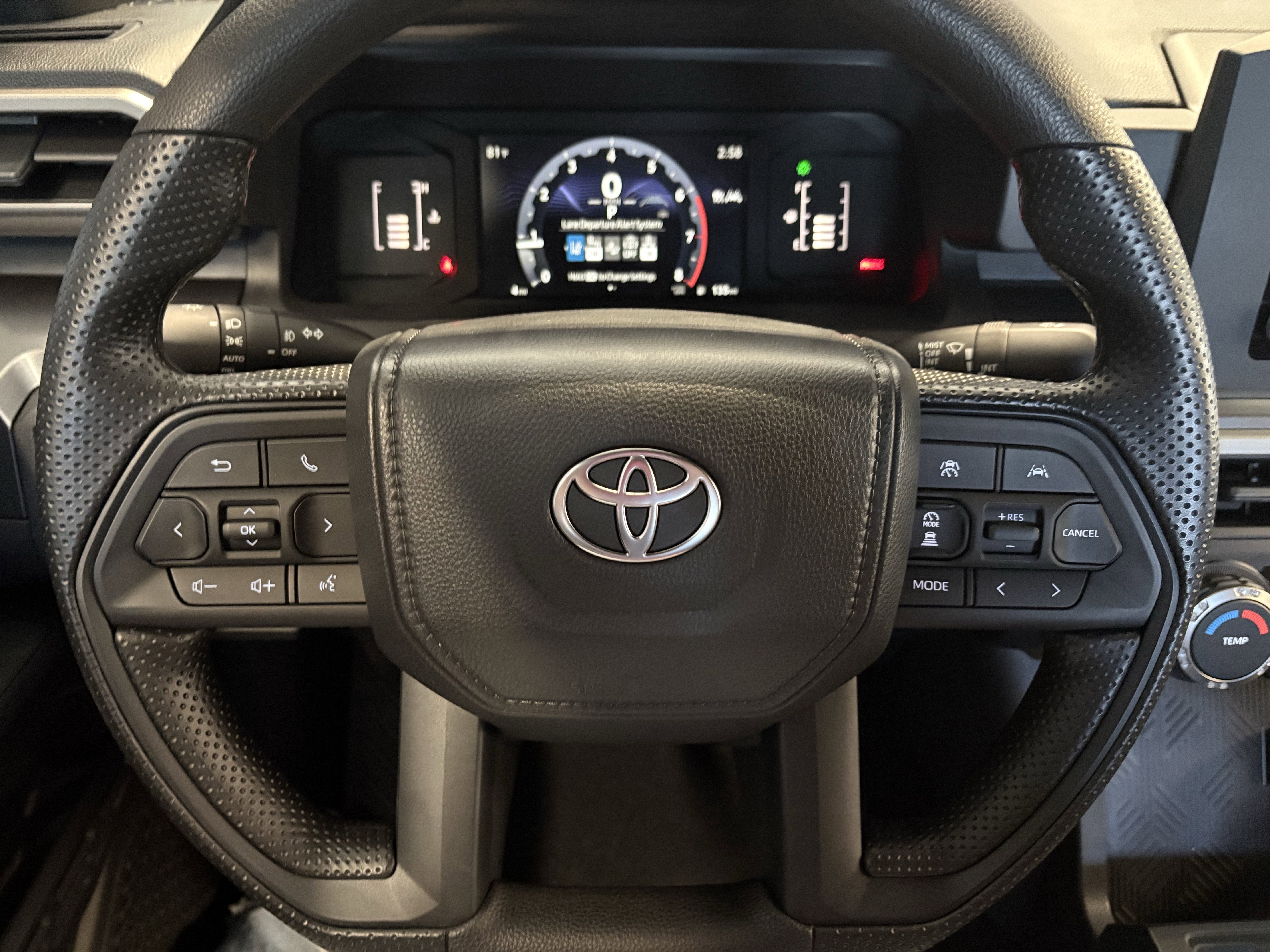 2026 Toyota Tacoma SR5 4WD