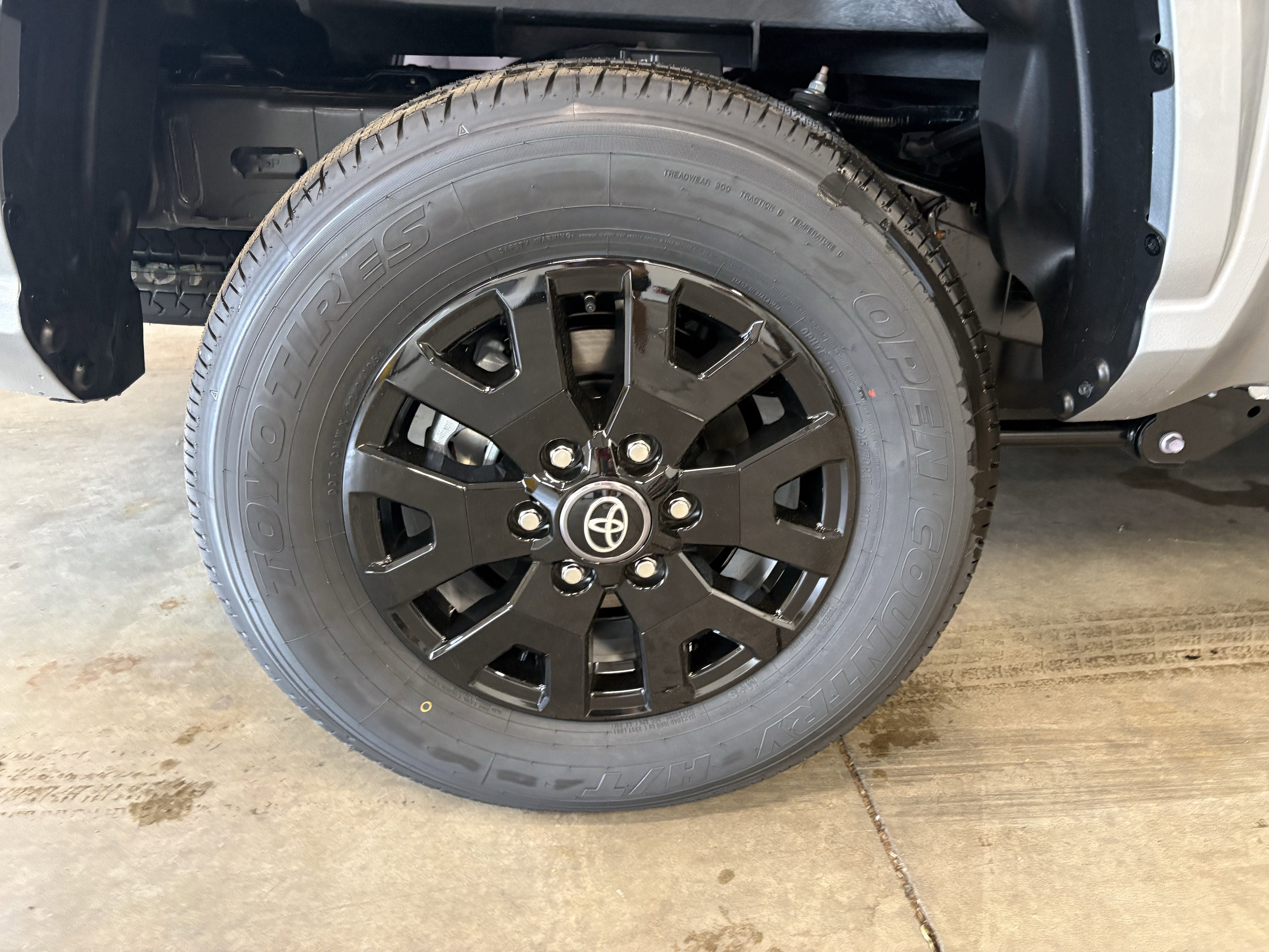 2026 Toyota Tacoma SR5 4WD