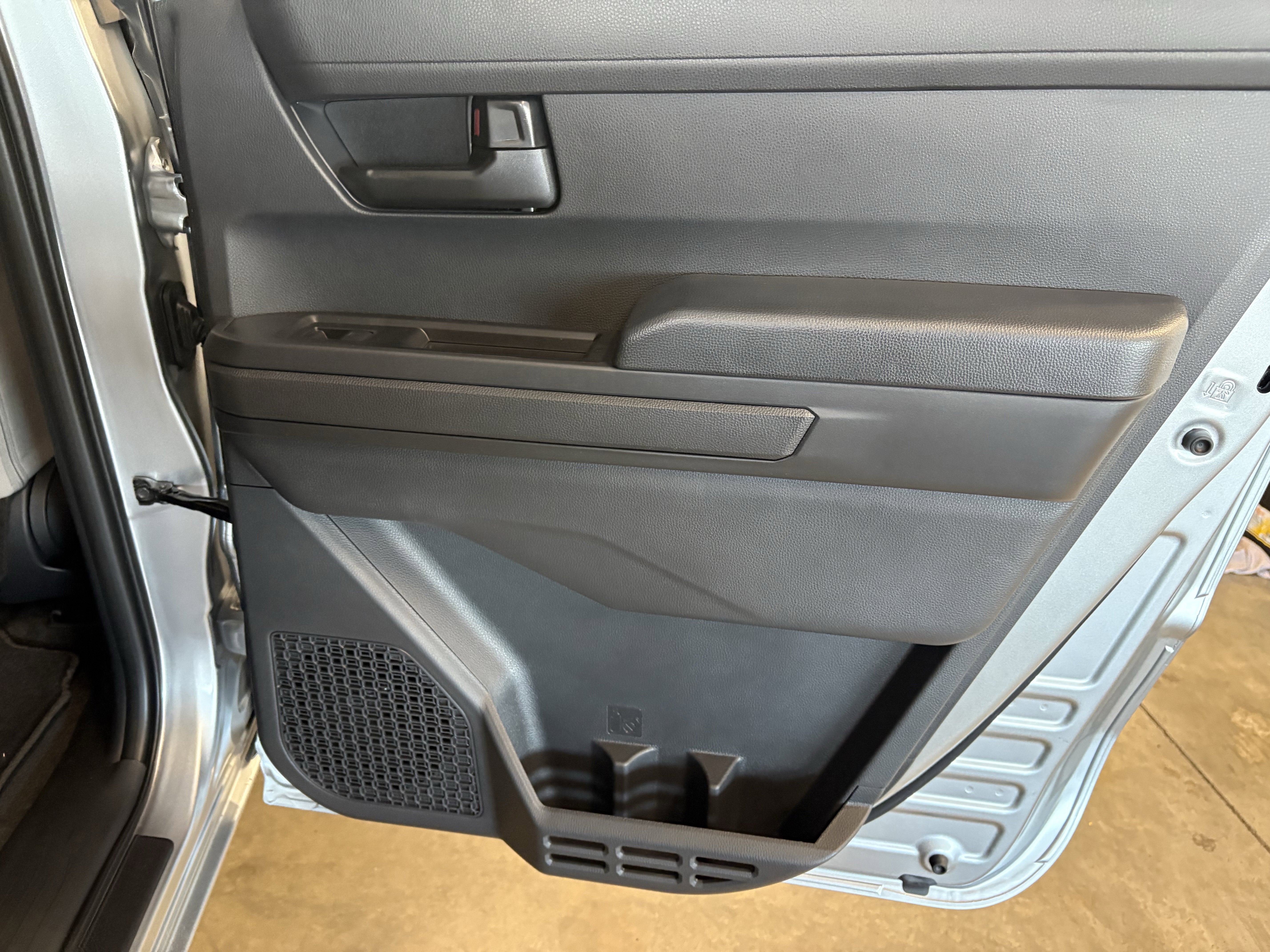 2026 Toyota Tacoma SR5 4WD