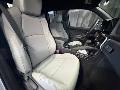 2026 Toyota Tacoma SR5 4WD