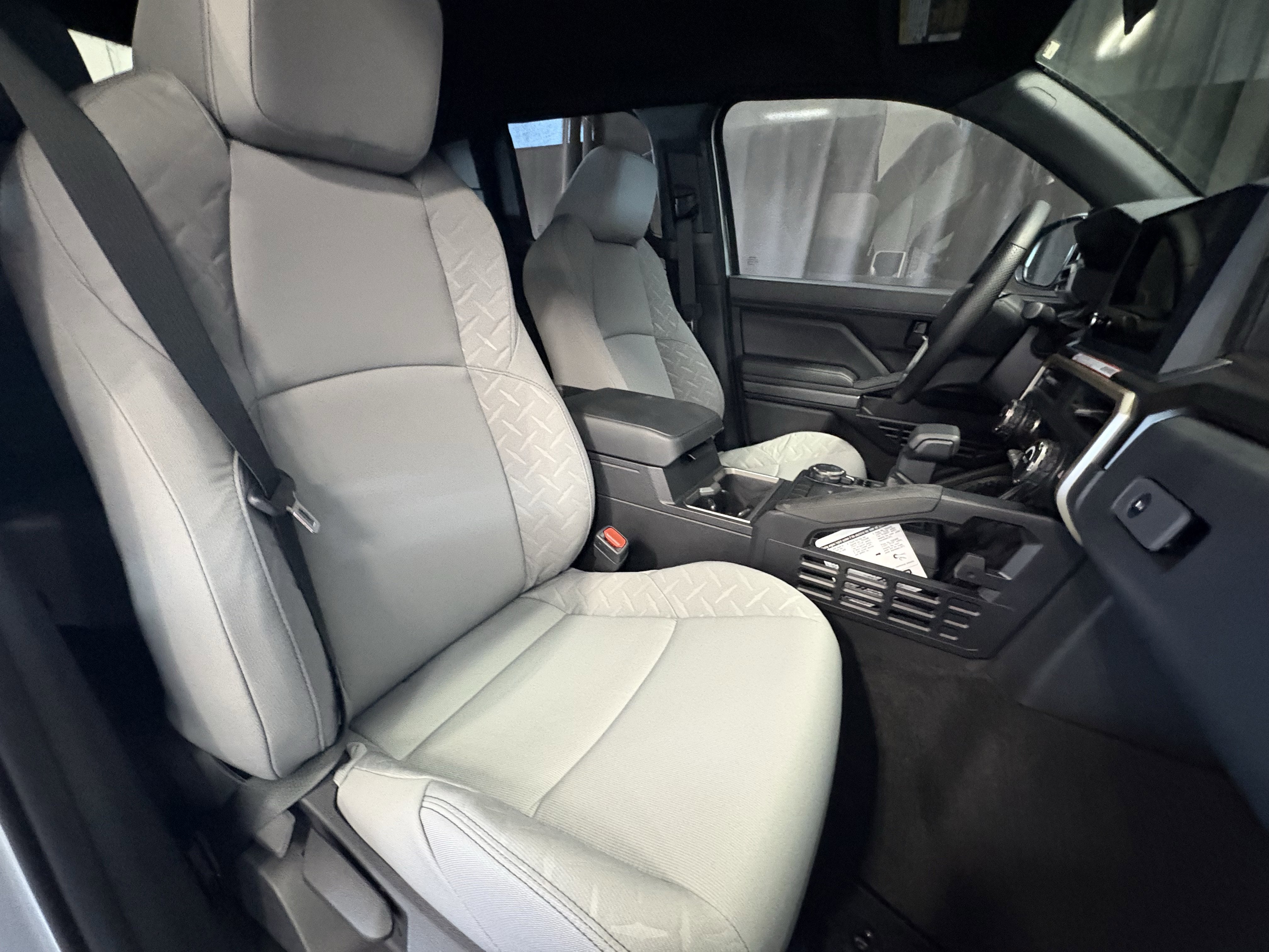 2026 Toyota Tacoma SR5 4WD