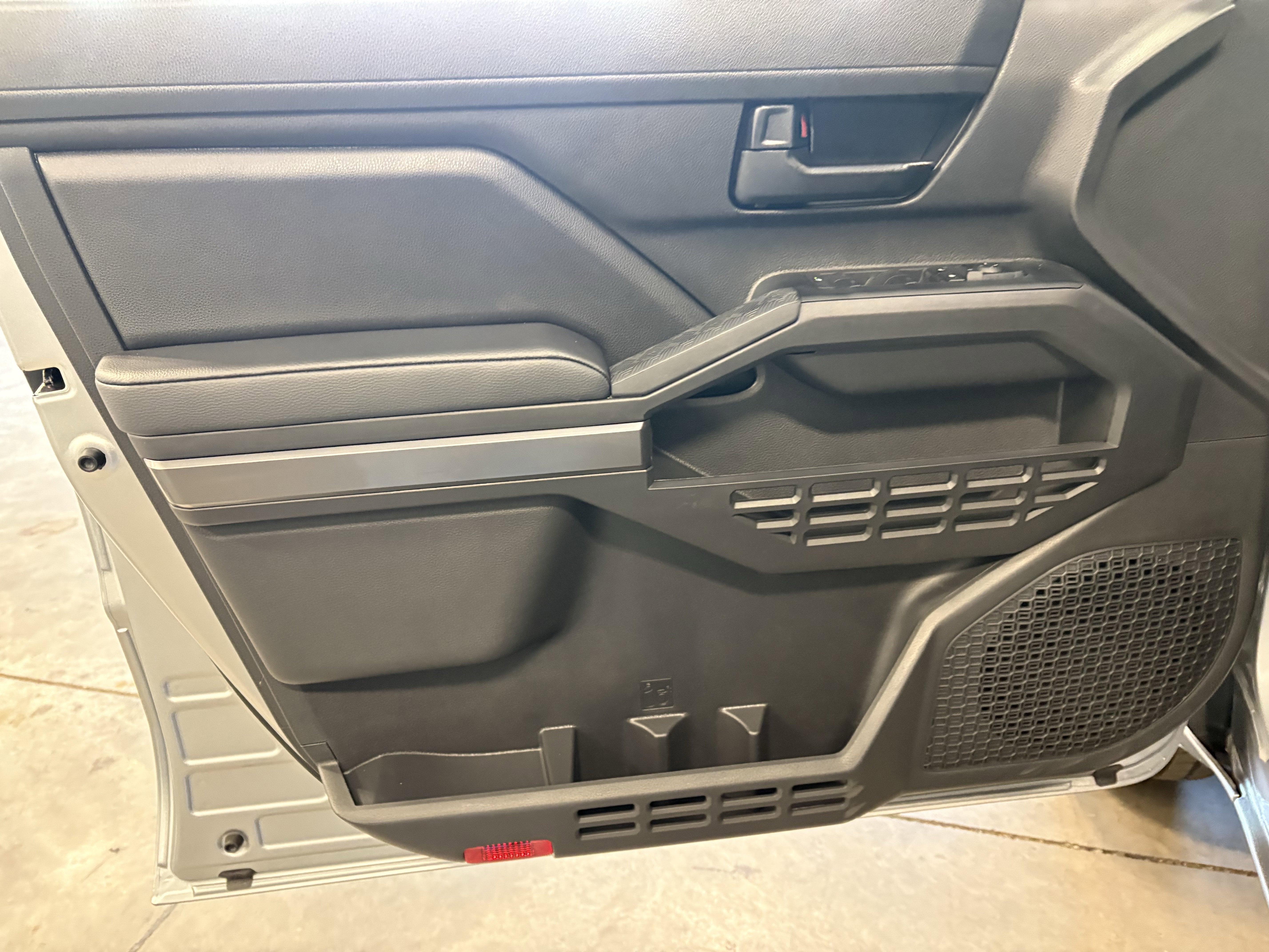 2026 Toyota Tacoma SR5 4WD