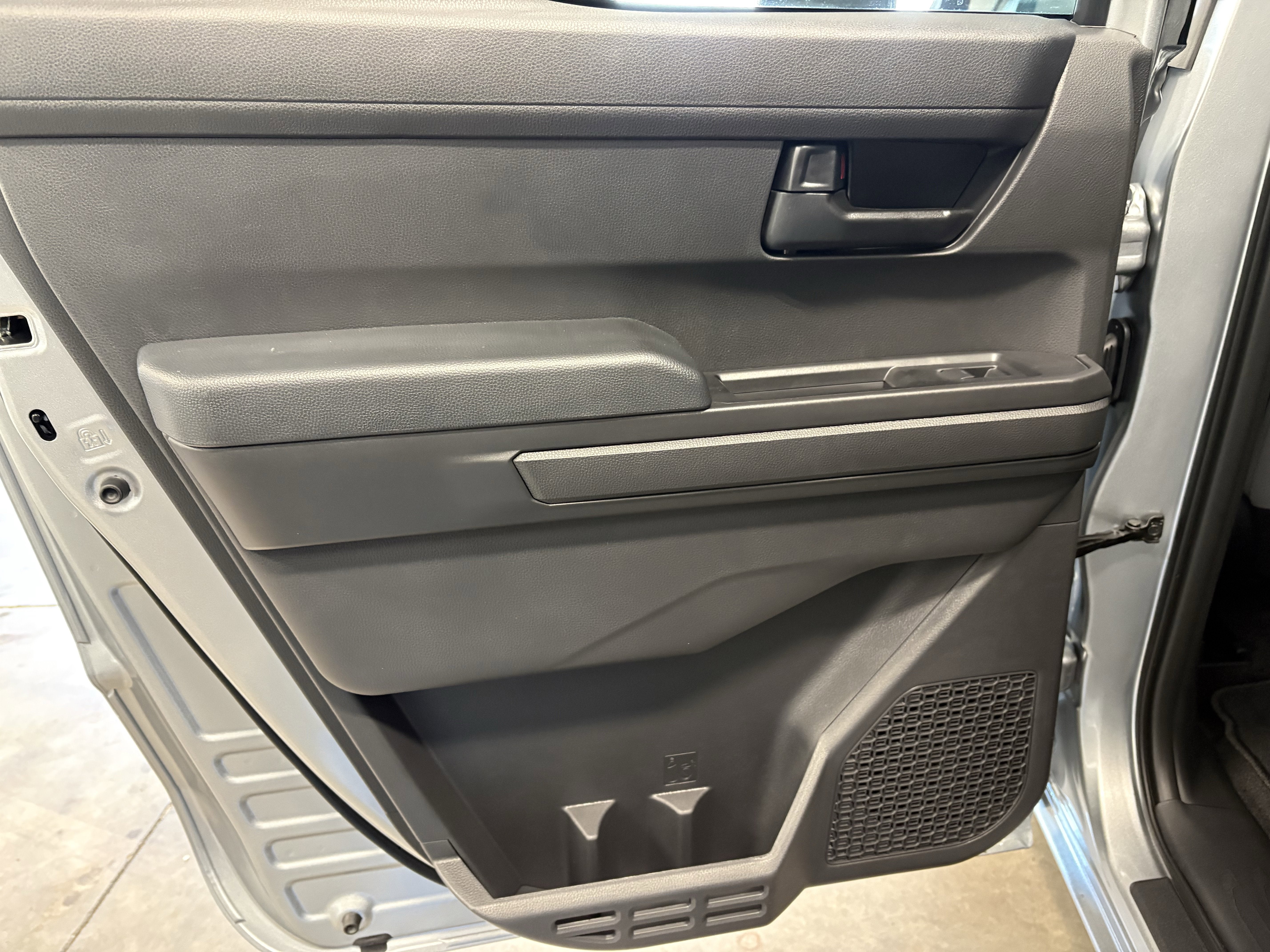 2026 Toyota Tacoma SR5 4WD