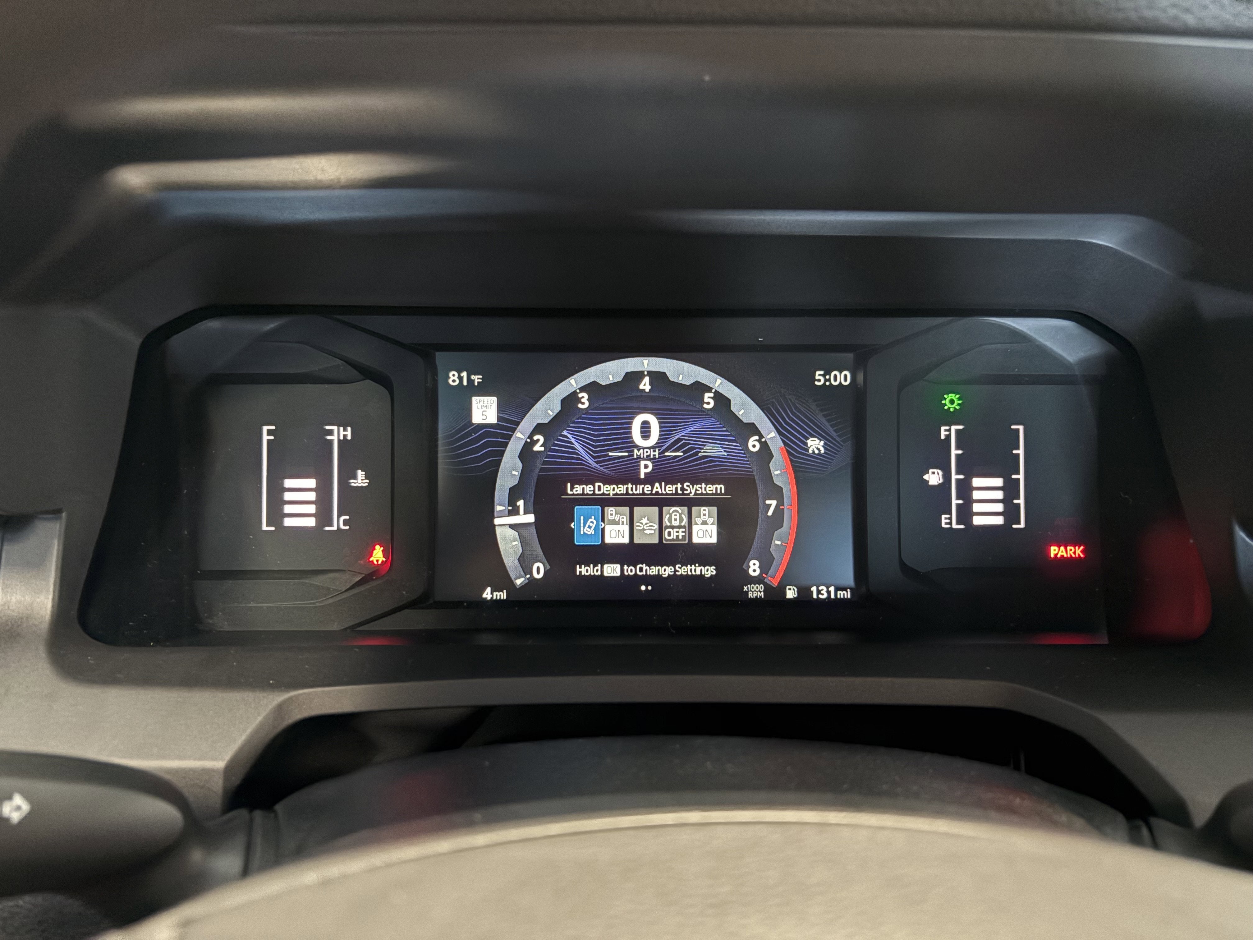 2026 Toyota Tacoma SR5 4WD