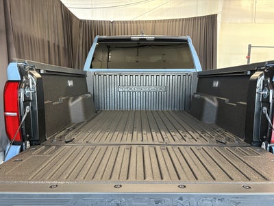 2026 Toyota Tacoma SR5 4WD