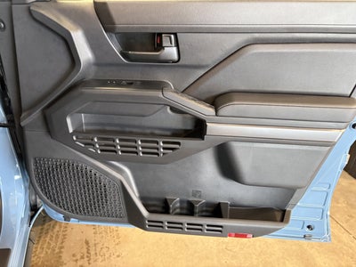 2026 Toyota Tacoma SR5 4WD