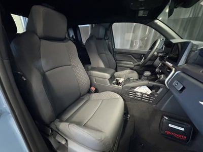 2026 Toyota Tacoma SR5 4WD