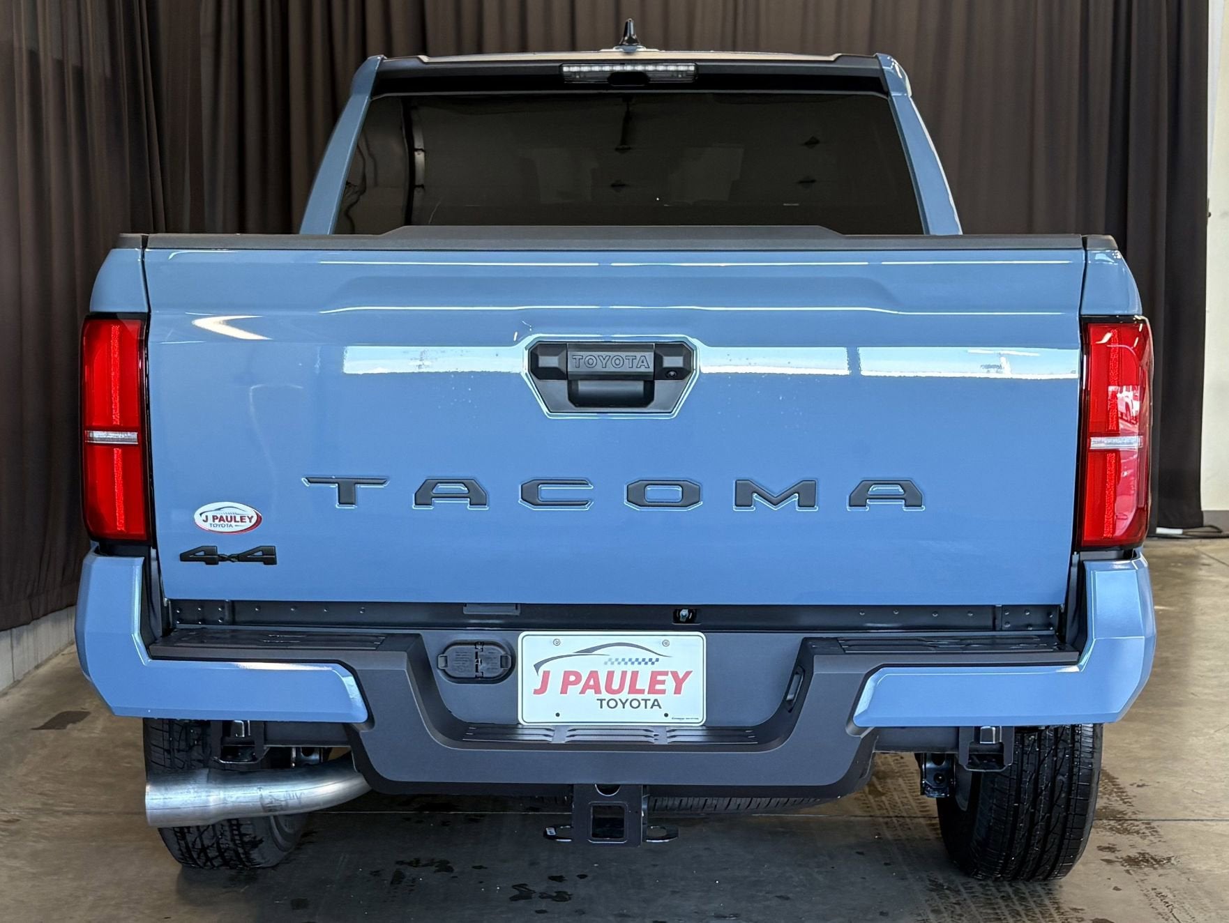 2026 Toyota Tacoma SR5 4WD