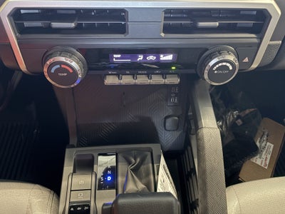 2026 Toyota Tacoma SR5 4WD