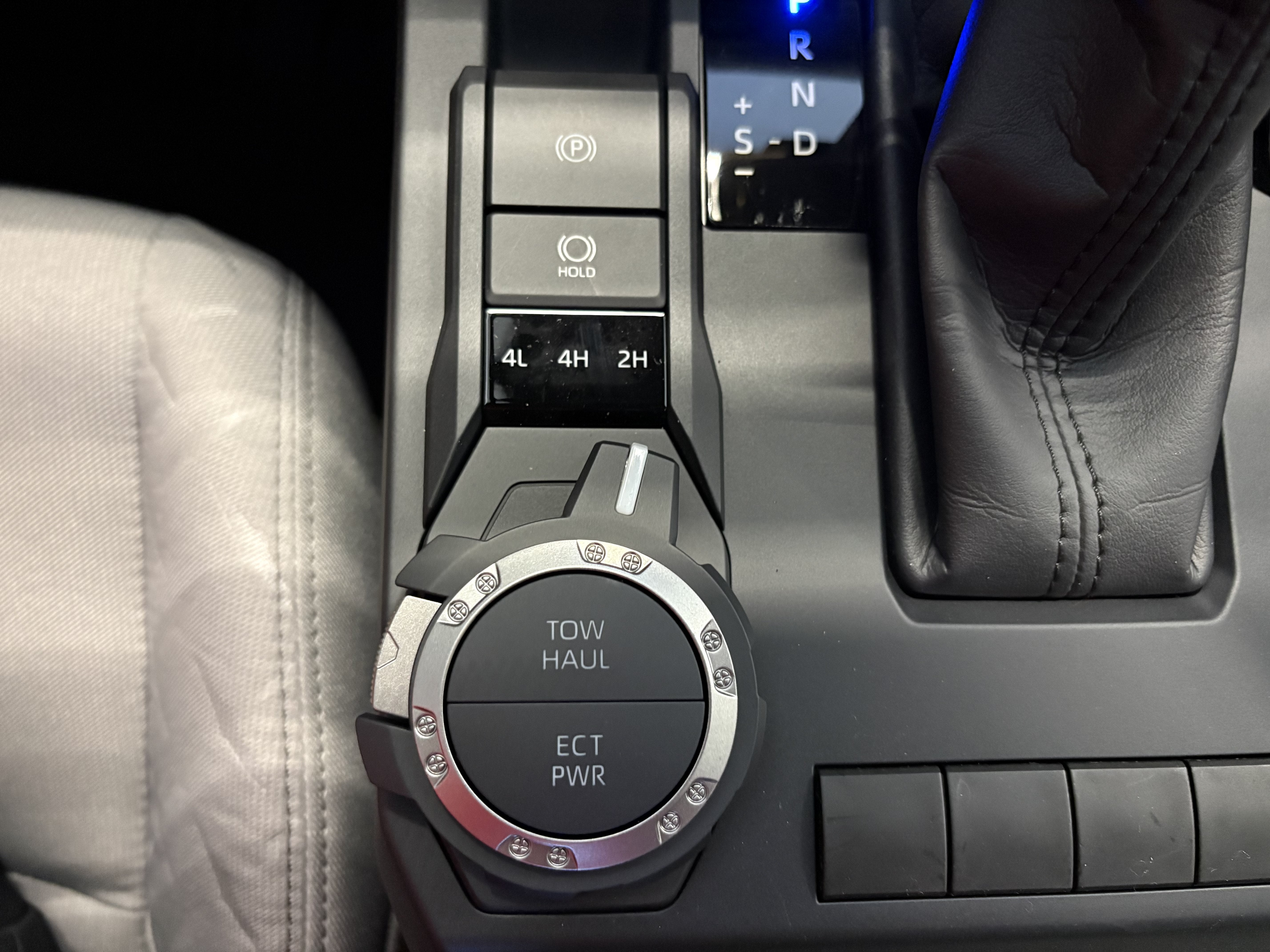 2026 Toyota Tacoma SR5 4WD