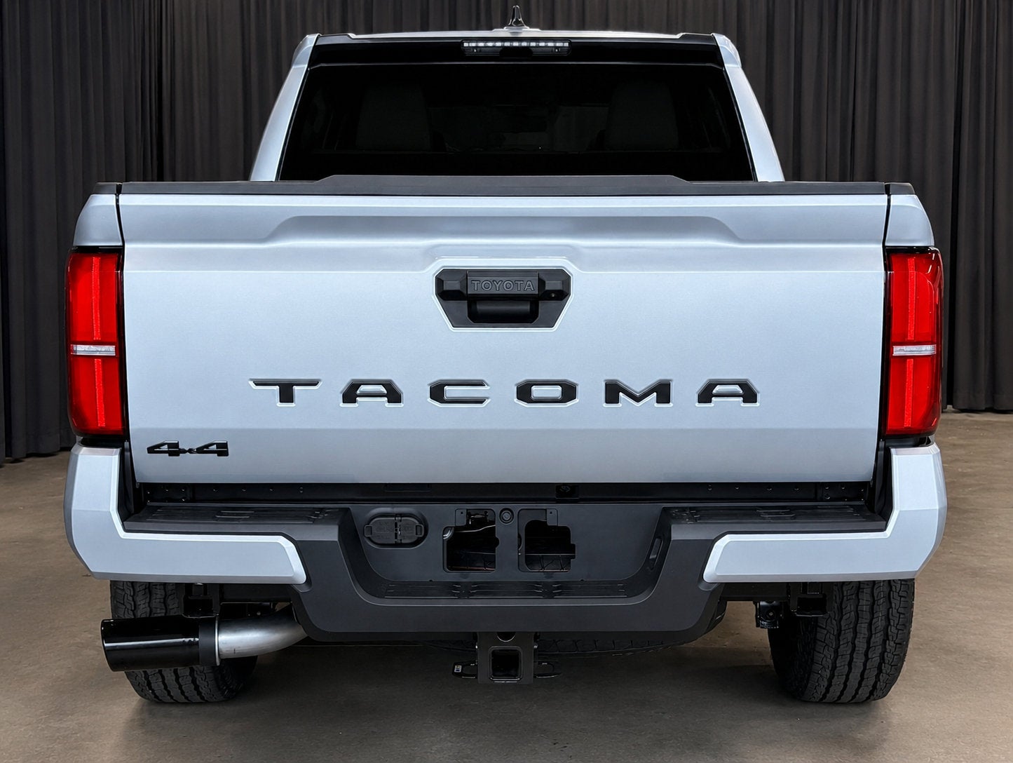 2026 Toyota Tacoma SR5 4WD
