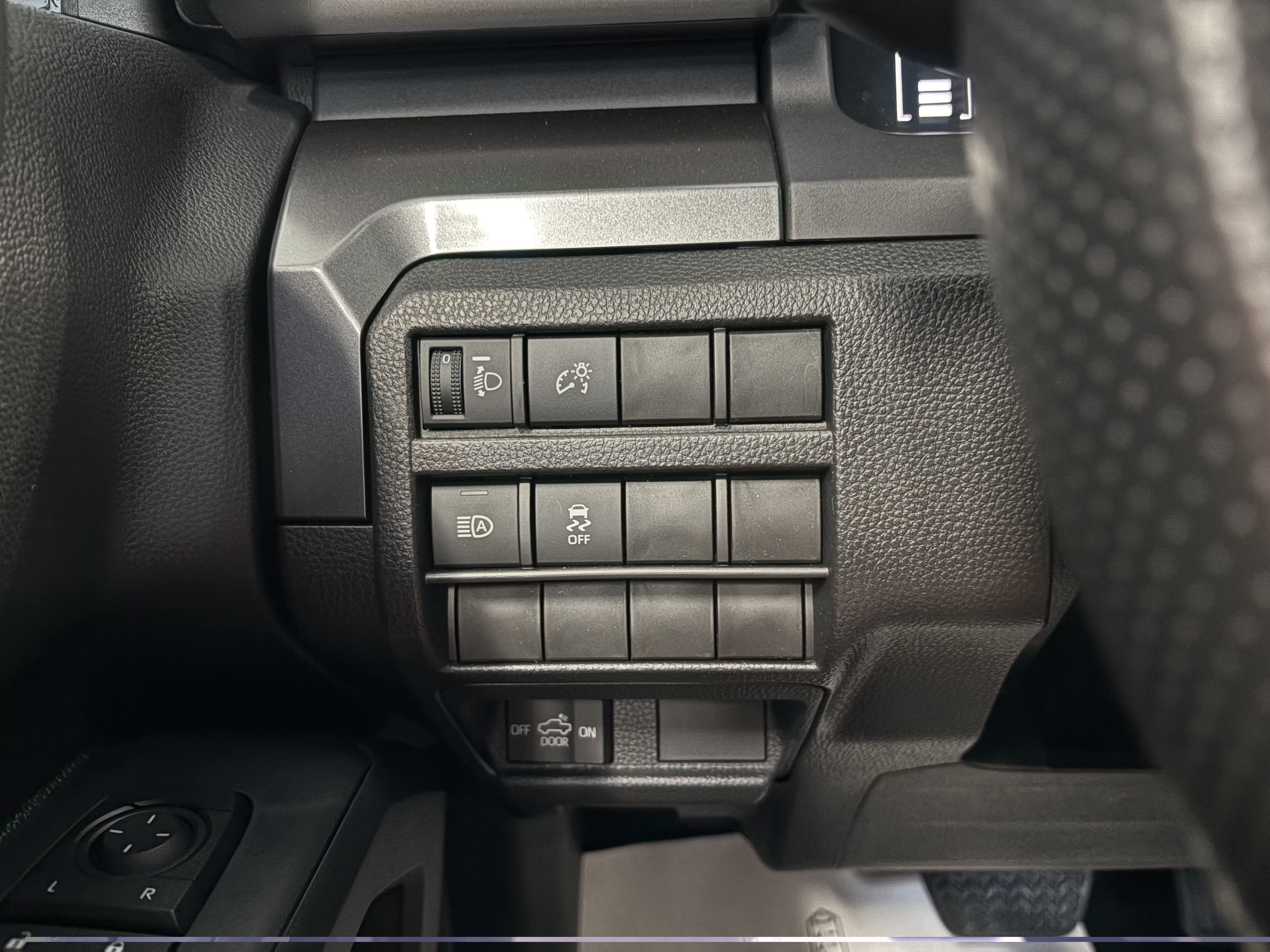 2026 Toyota Tacoma SR5 4WD