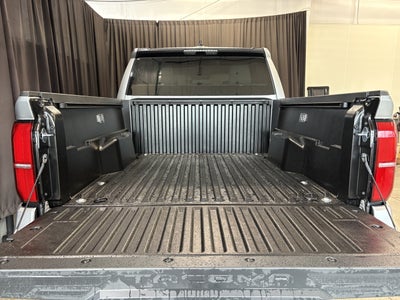 2026 Toyota Tacoma SR5 4WD