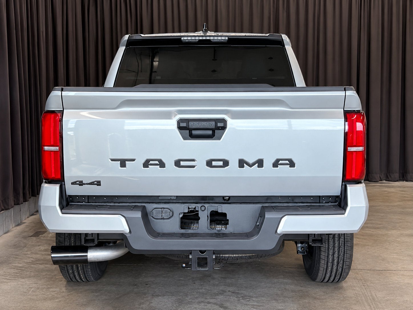 2026 Toyota Tacoma SR5 4WD