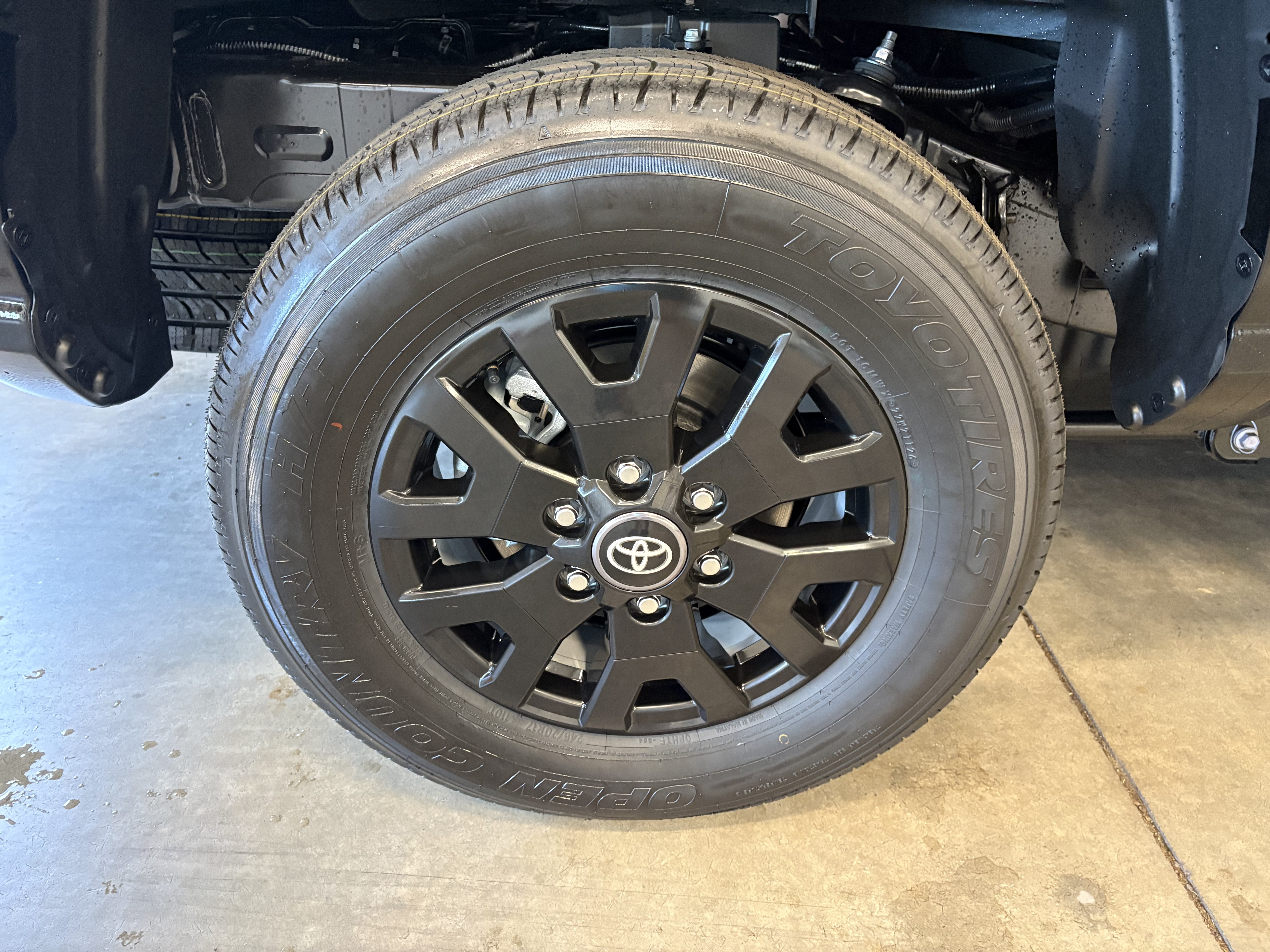 2026 Toyota Tacoma SR5 4WD