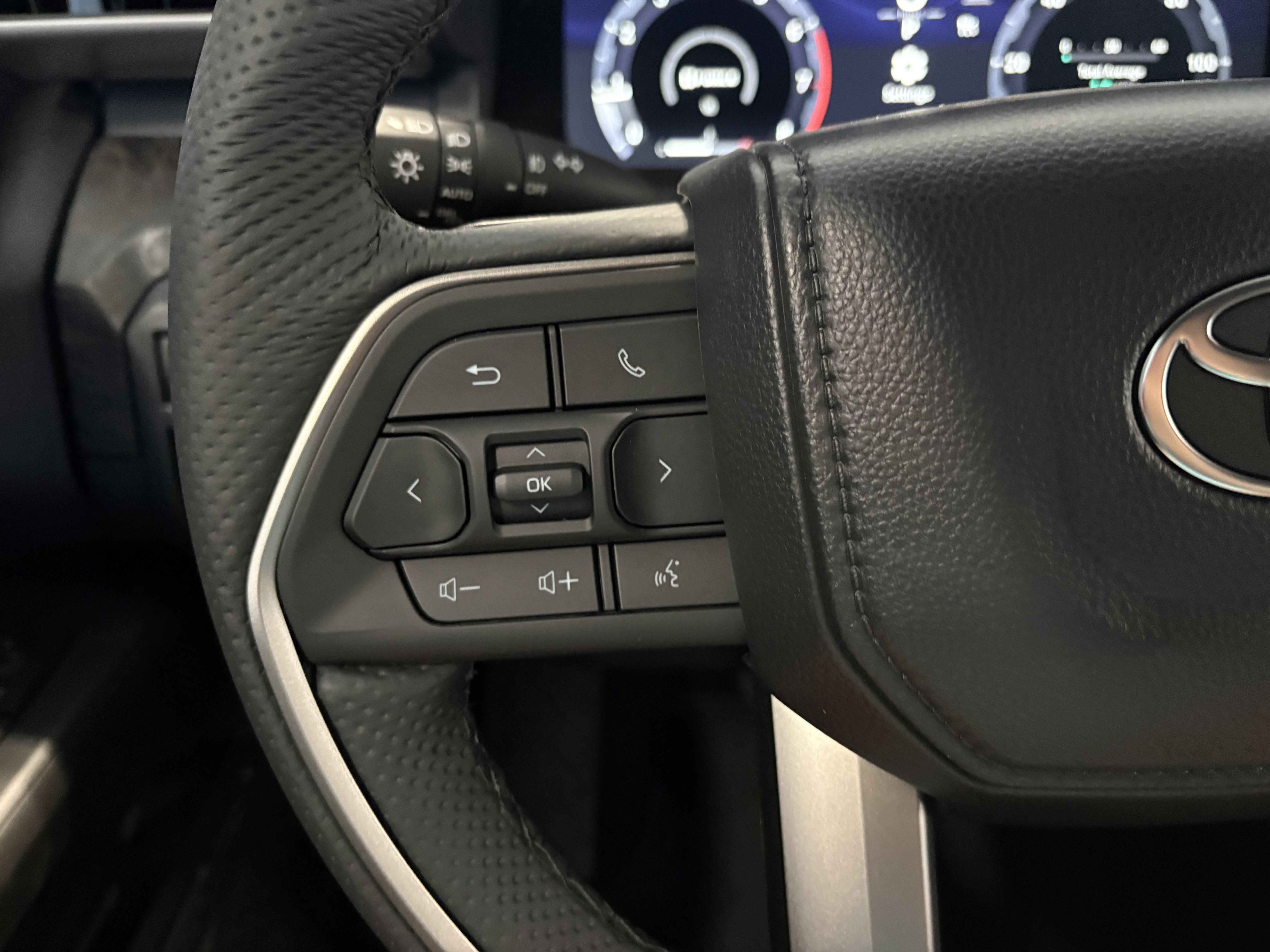 2026 Toyota Tacoma Limited 4WD