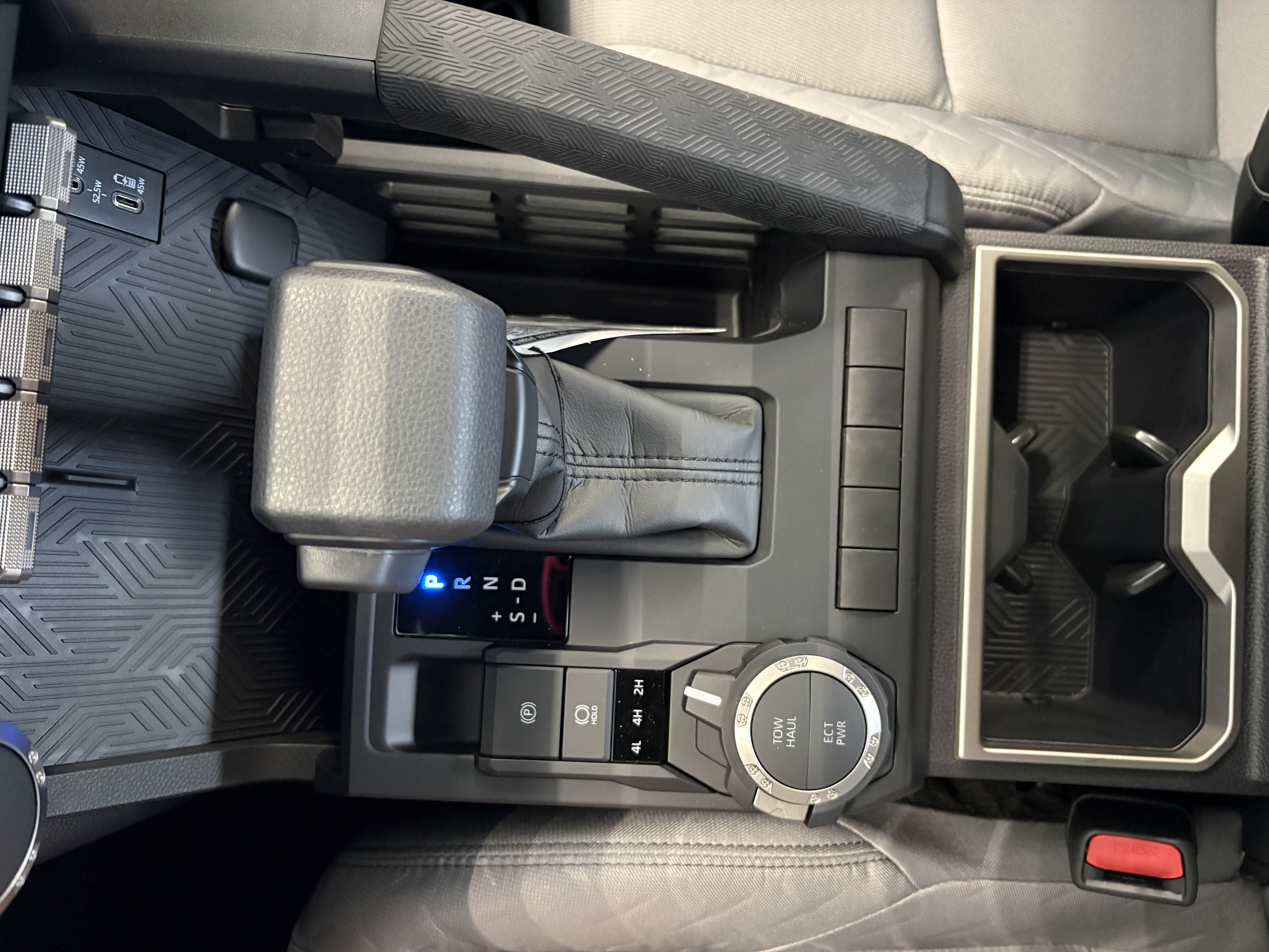 2026 Toyota Tacoma SR5 4WD