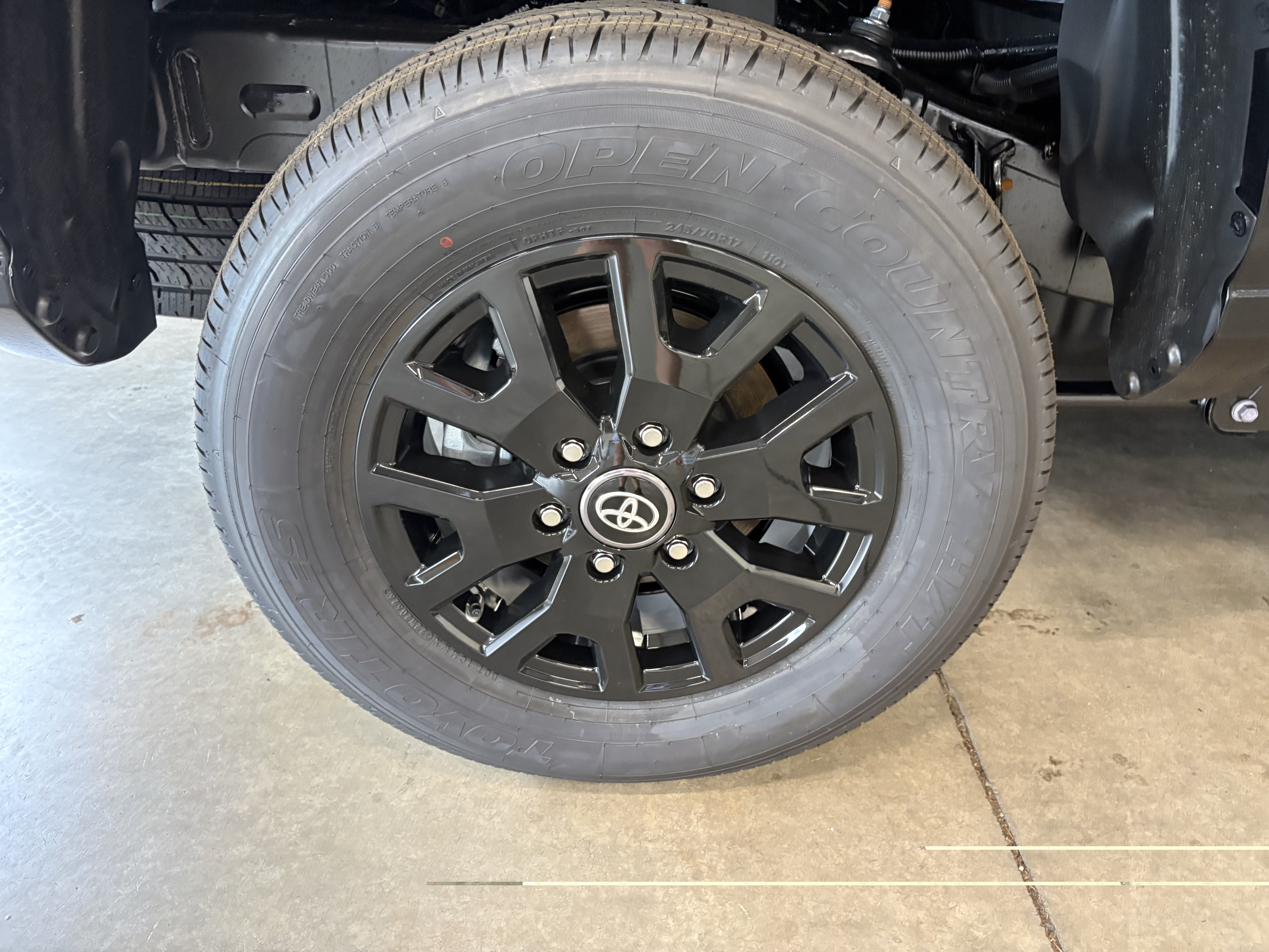 2026 Toyota Tacoma SR5 4WD