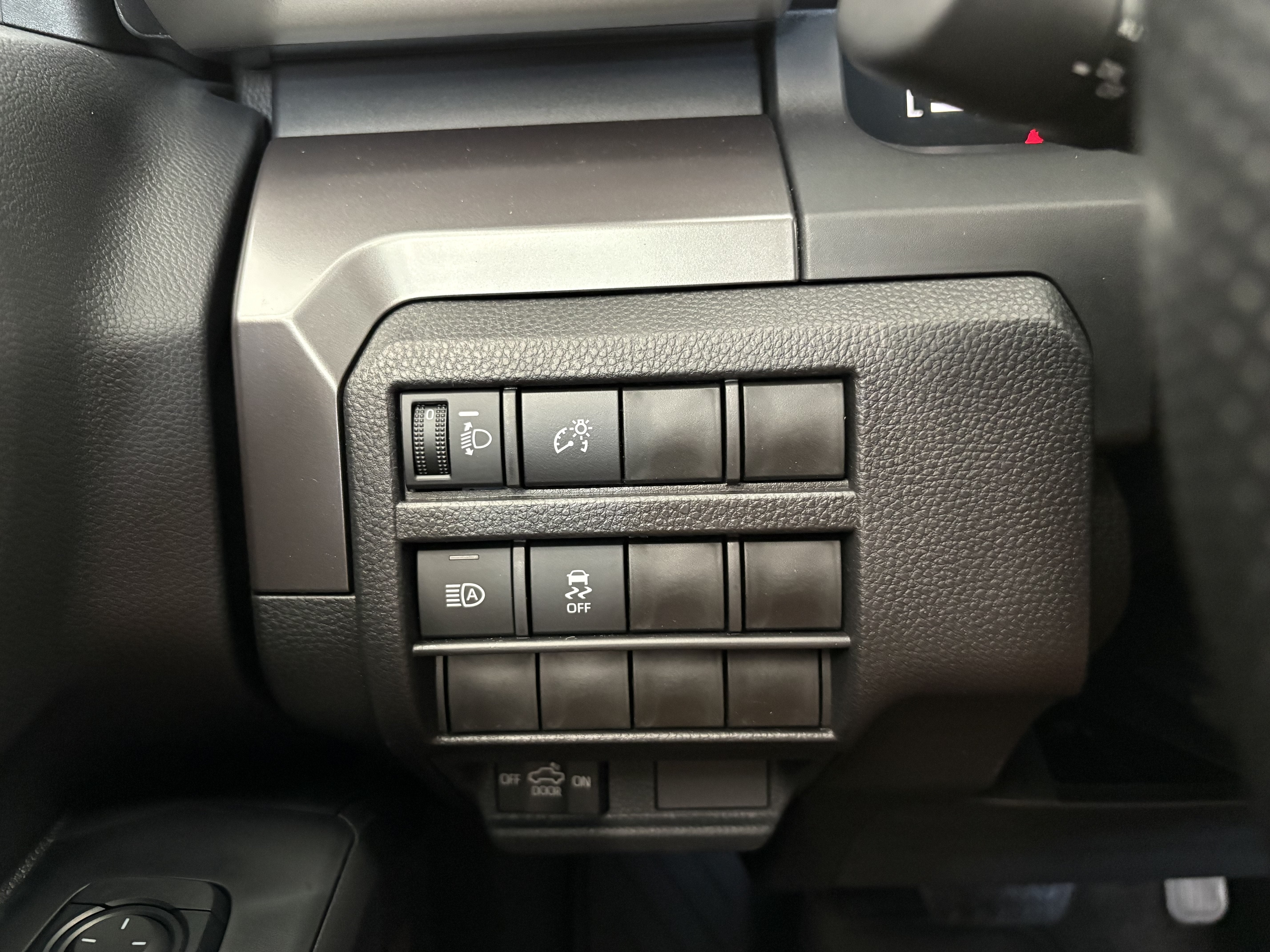 2026 Toyota Tacoma SR5 4WD