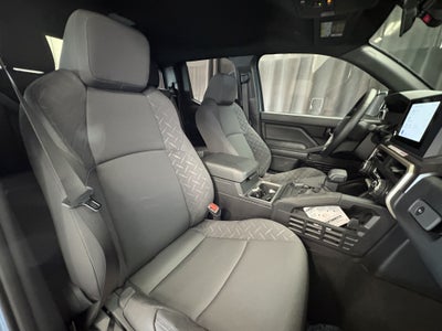 2026 Toyota Tacoma SR5 4WD