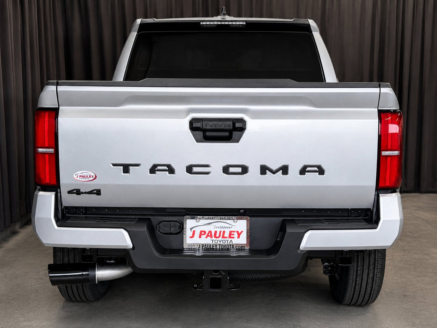 2026 Toyota Tacoma SR5 4WD