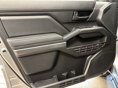 2026 Toyota Tacoma SR5 4WD