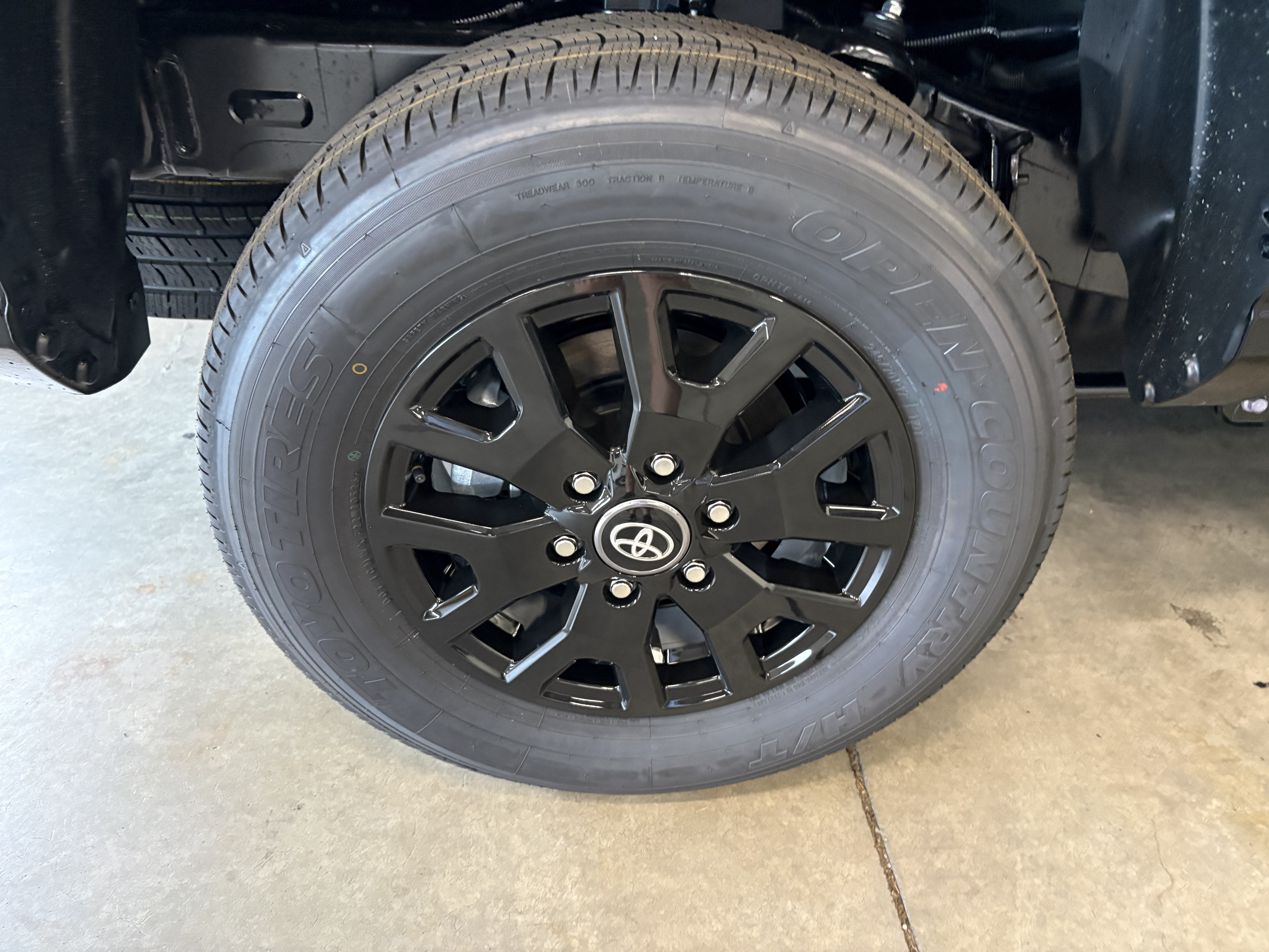 2026 Toyota Tacoma SR5 4WD