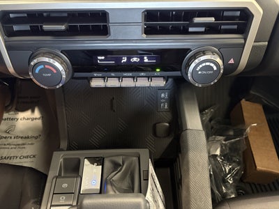 2026 Toyota Tacoma SR5 4WD