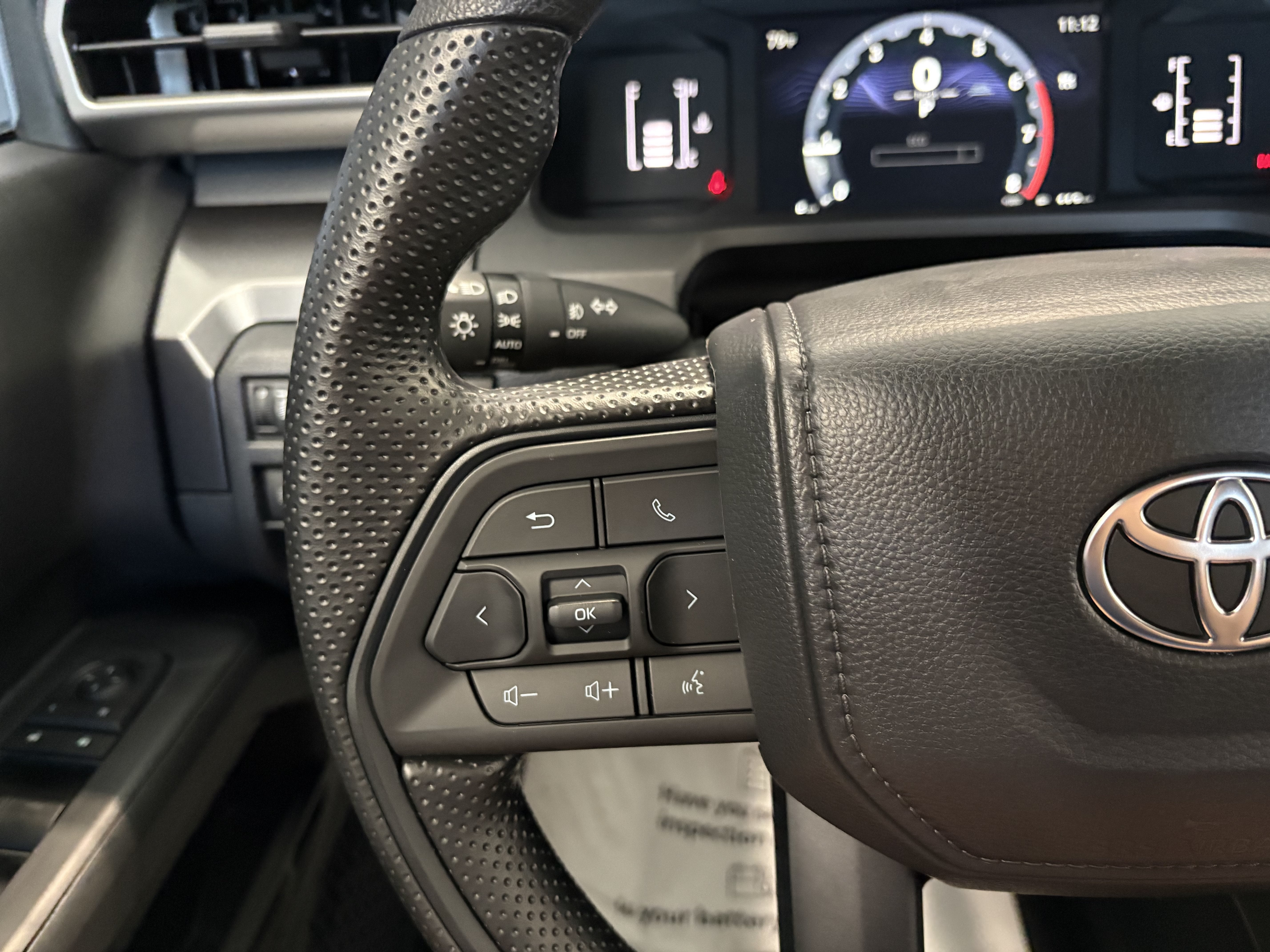 2026 Toyota Tacoma SR5 4WD