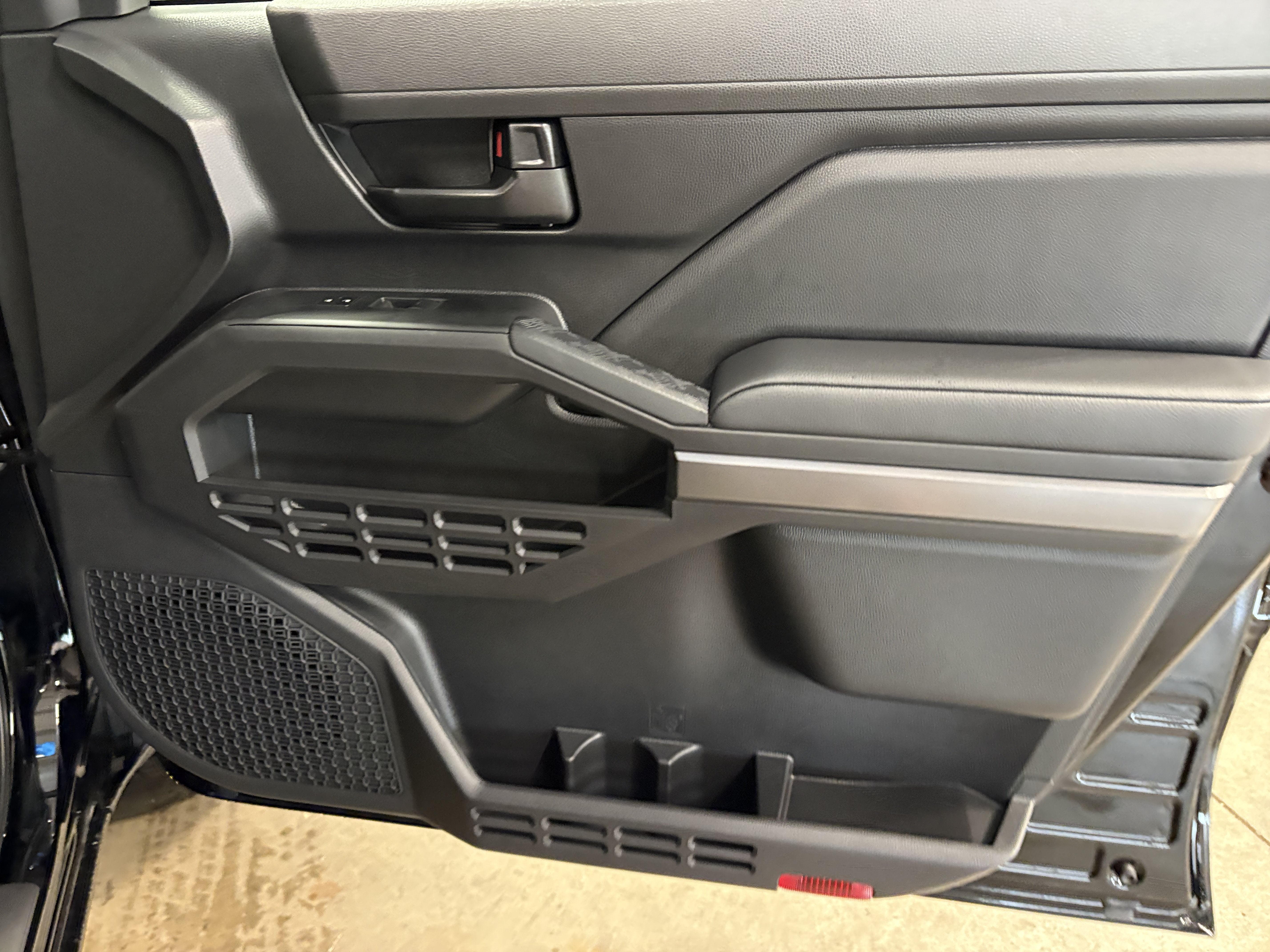 2026 Toyota Tacoma SR5 4WD