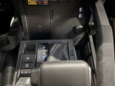 2026 Toyota Tacoma Limited Hybrid 4WD