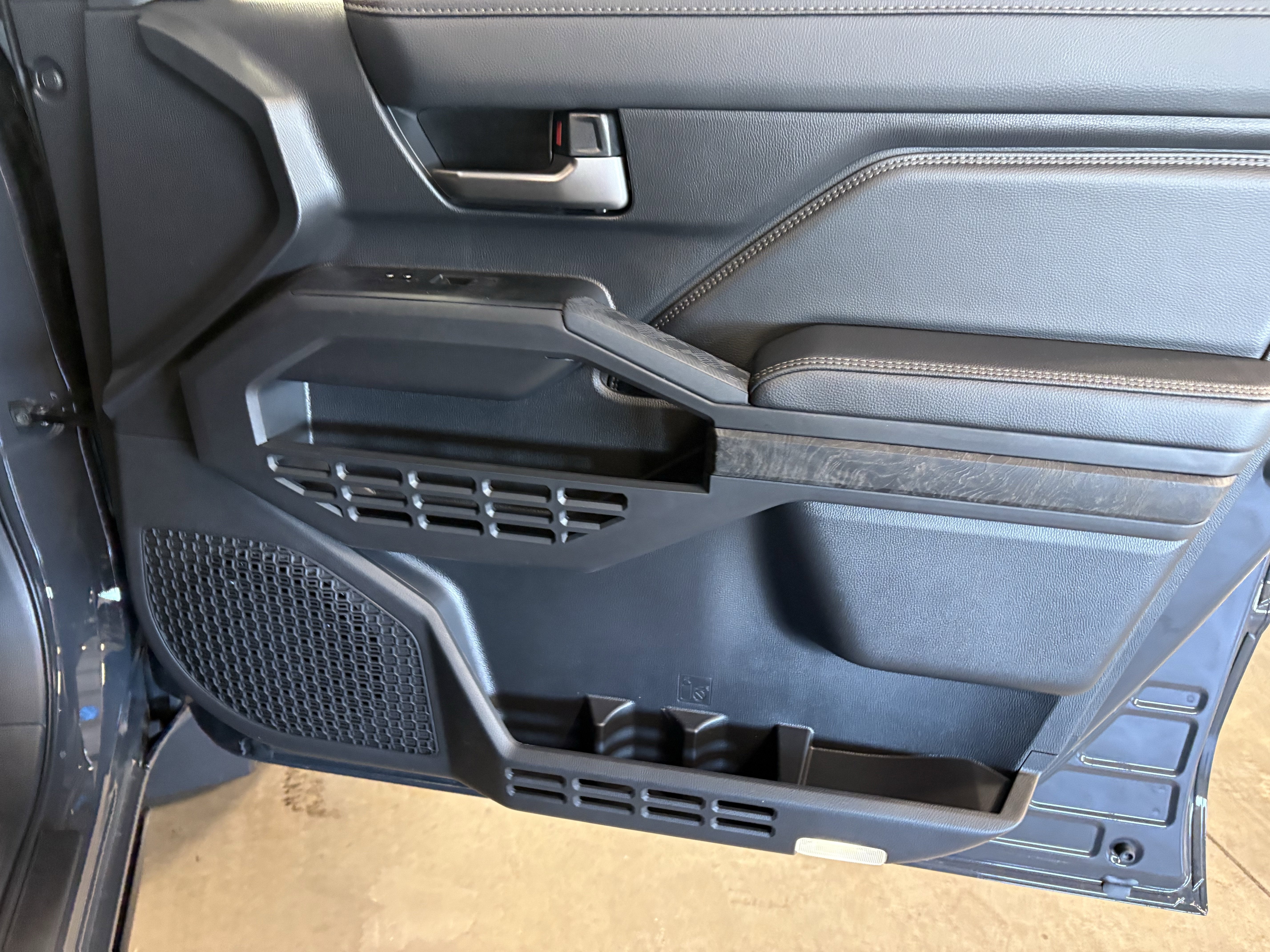 2026 Toyota Tacoma Limited Hybrid 4WD