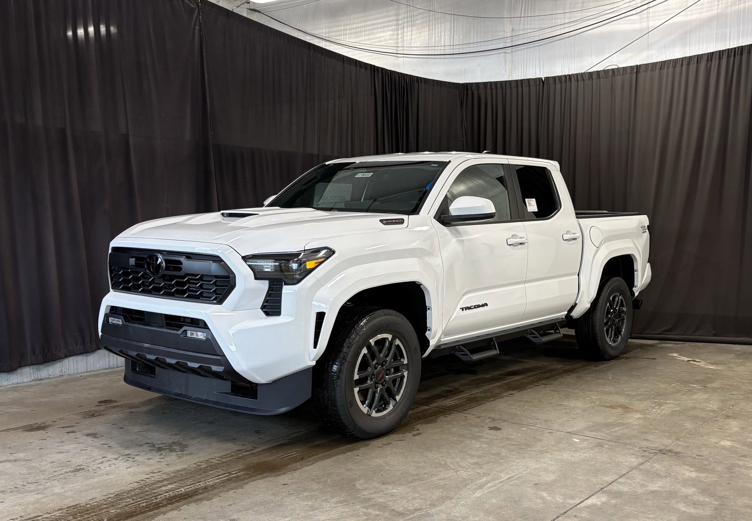 2026 Toyota Tacoma TRD Sport Hybrid 4WD