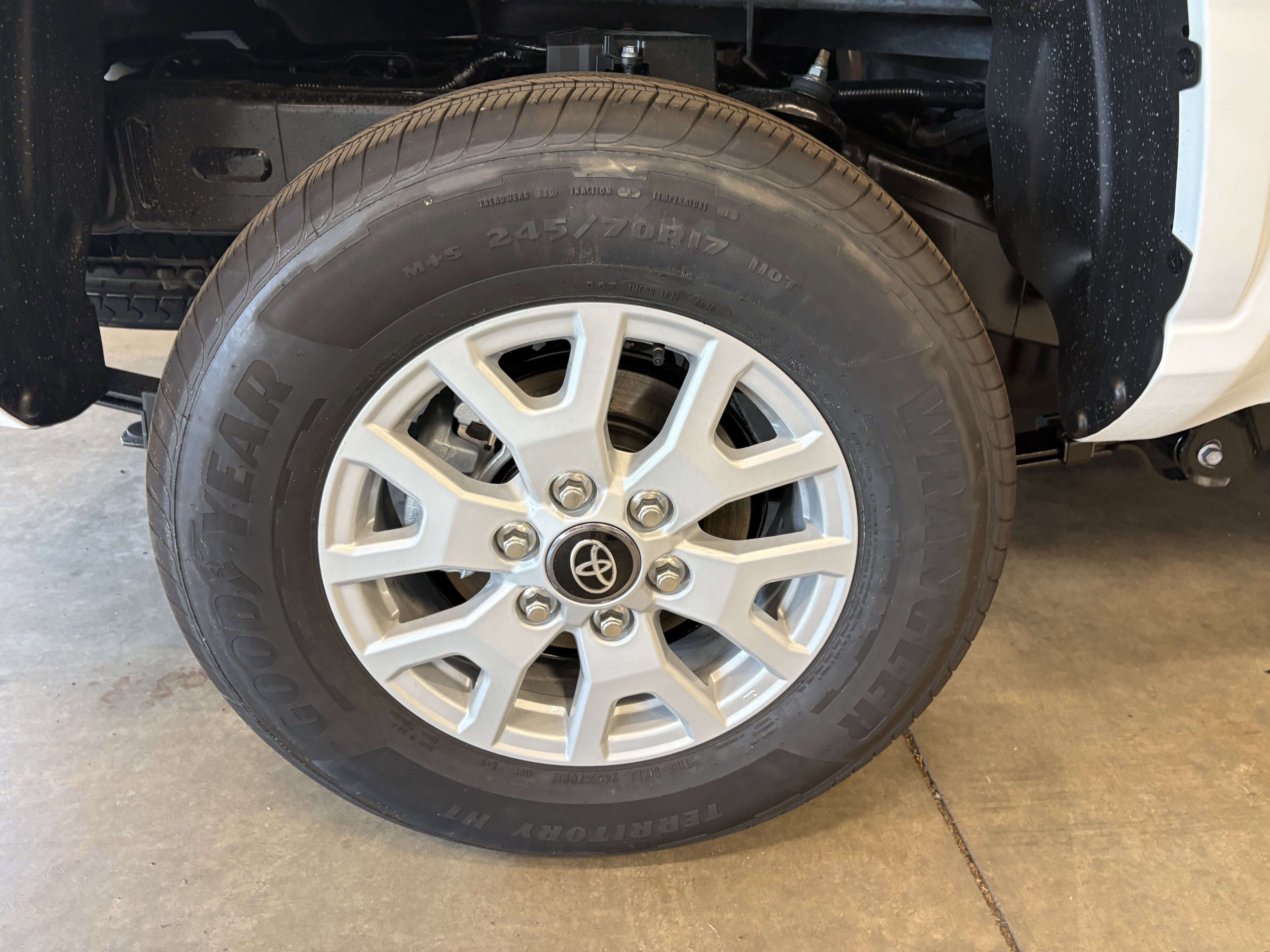 2026 Toyota Tacoma TRD Off Road Premium Hybrid 4WD