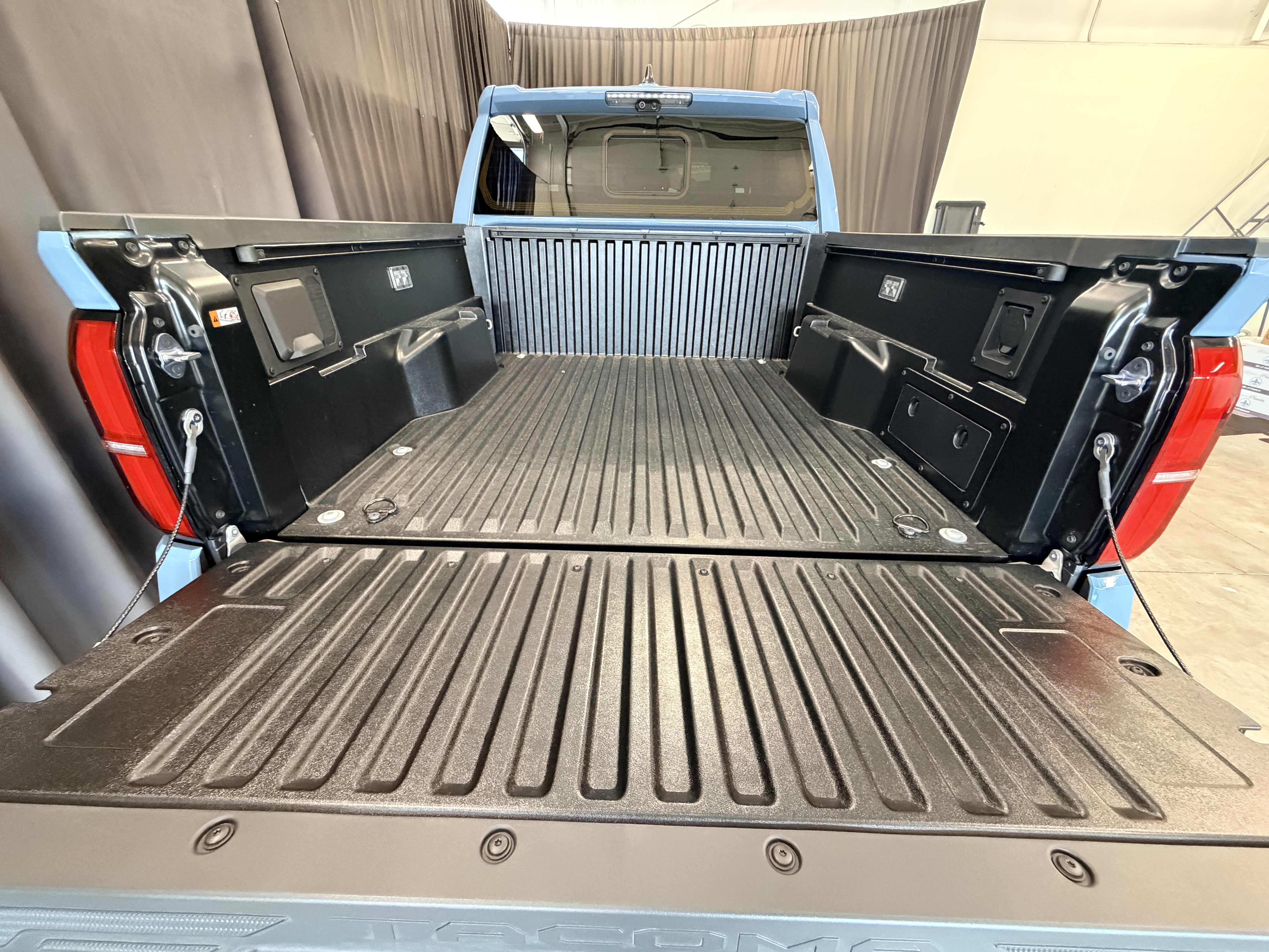 2026 Toyota Tacoma TRD Off Road Hybrid Premium 4WD